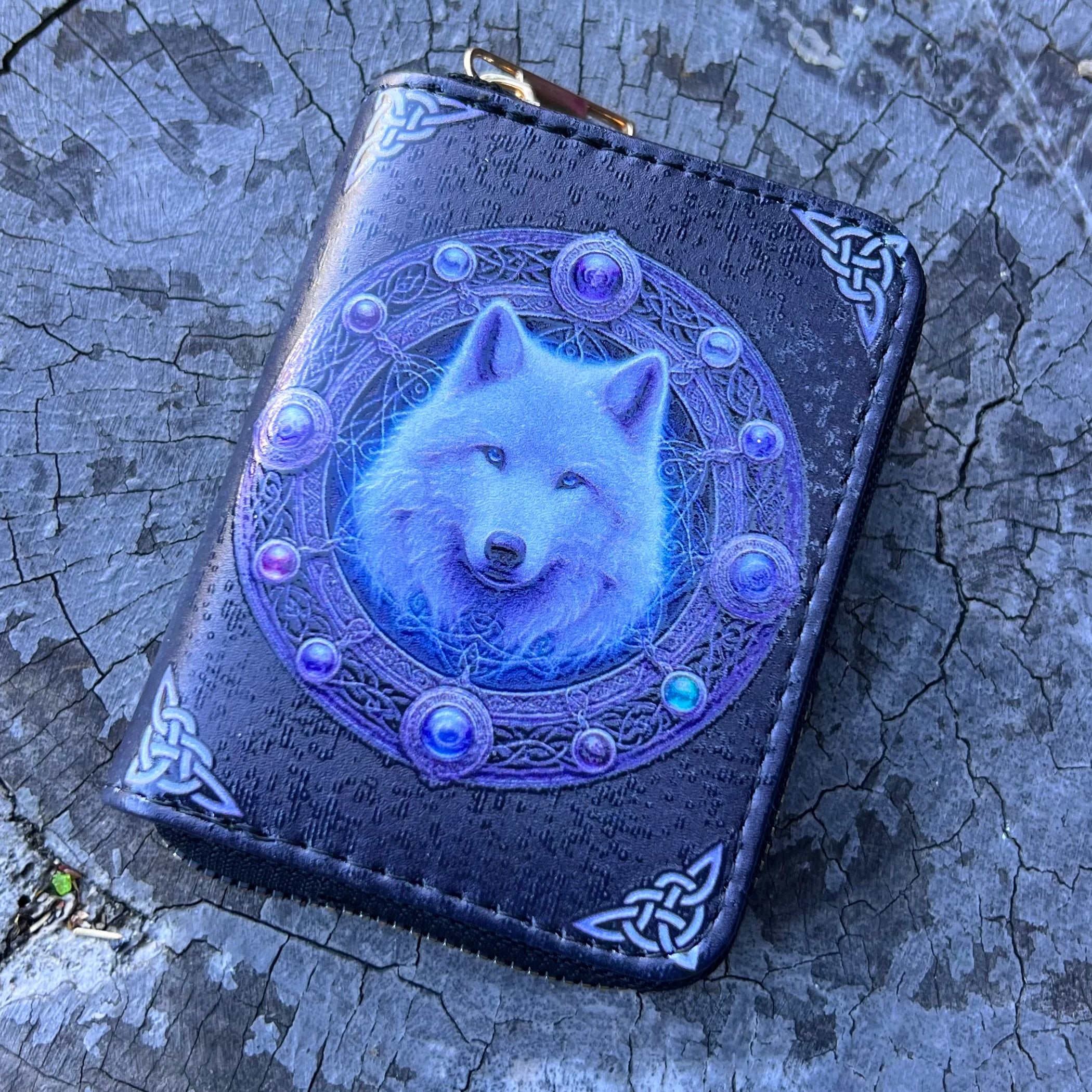 White Wolf ~ Celestial Carry Clutch
