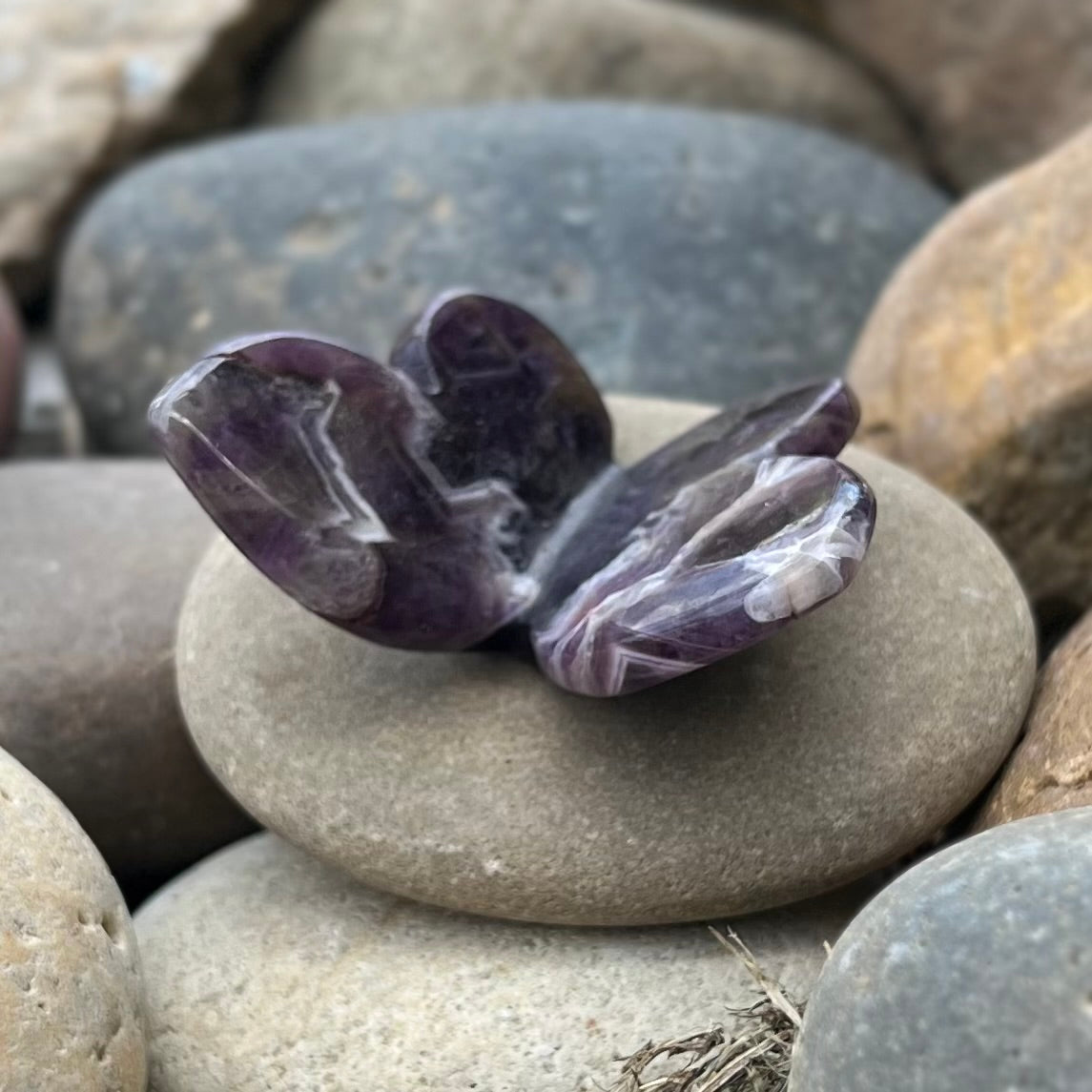 Amethyst Butterfly Carving (2)