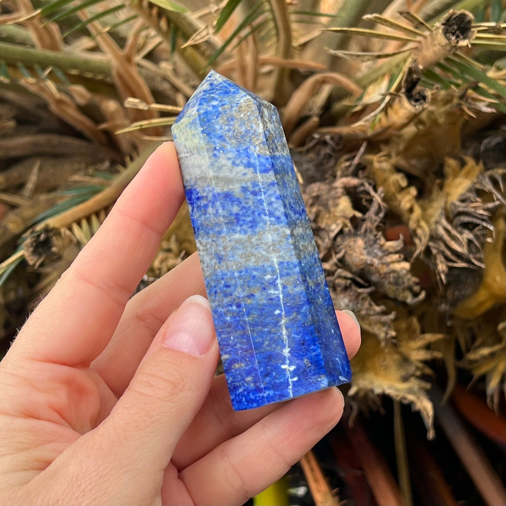 Mittlerer Generatorturm aus Lapislazuli