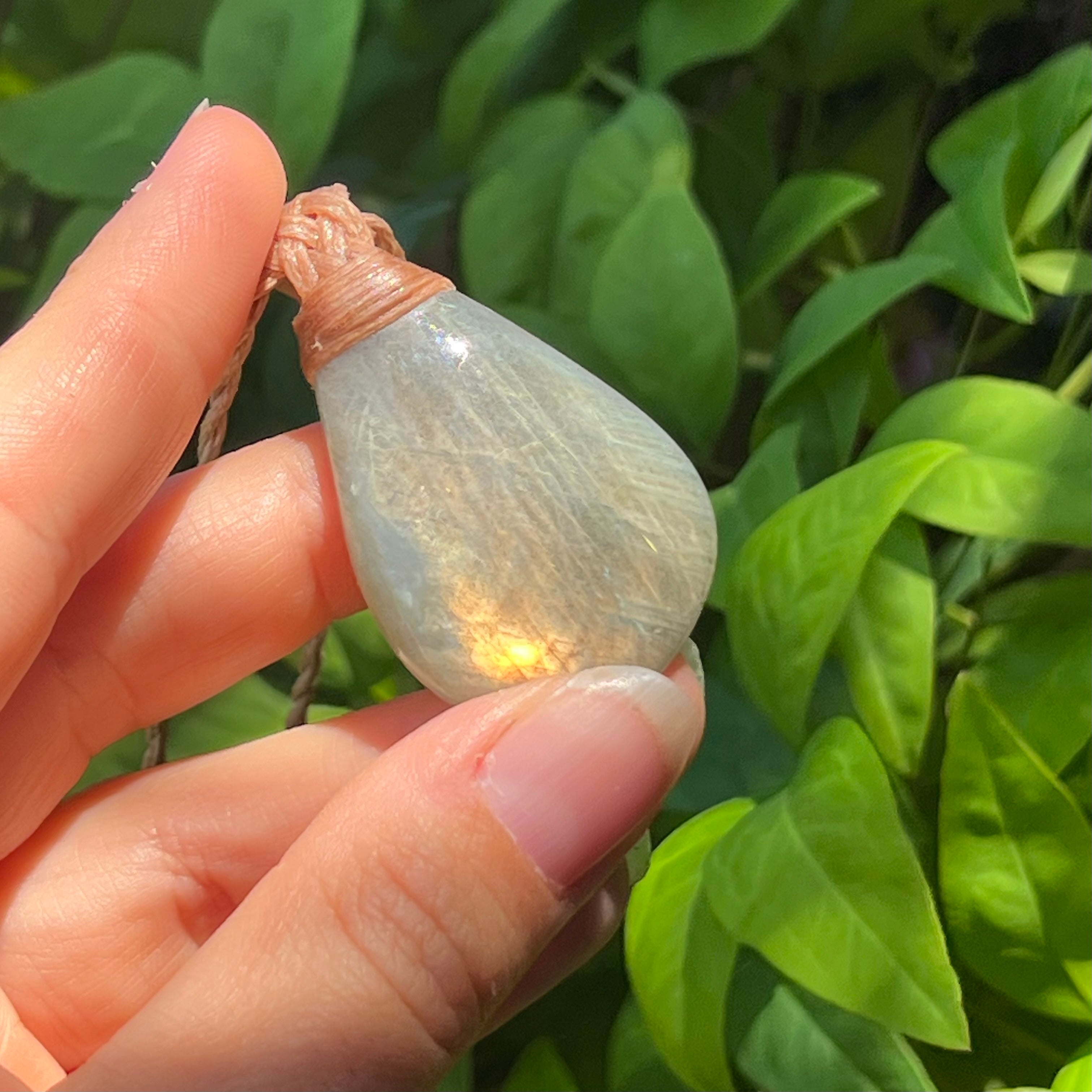 Muse Medicine ~ Labradorite ~ Transformation ~ Talisman