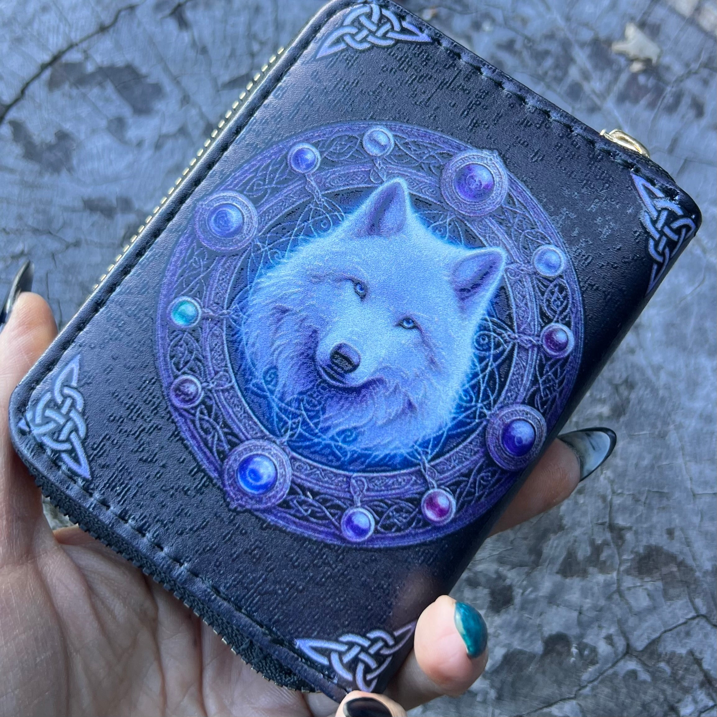 White Wolf ~ Celestial Carry Clutch