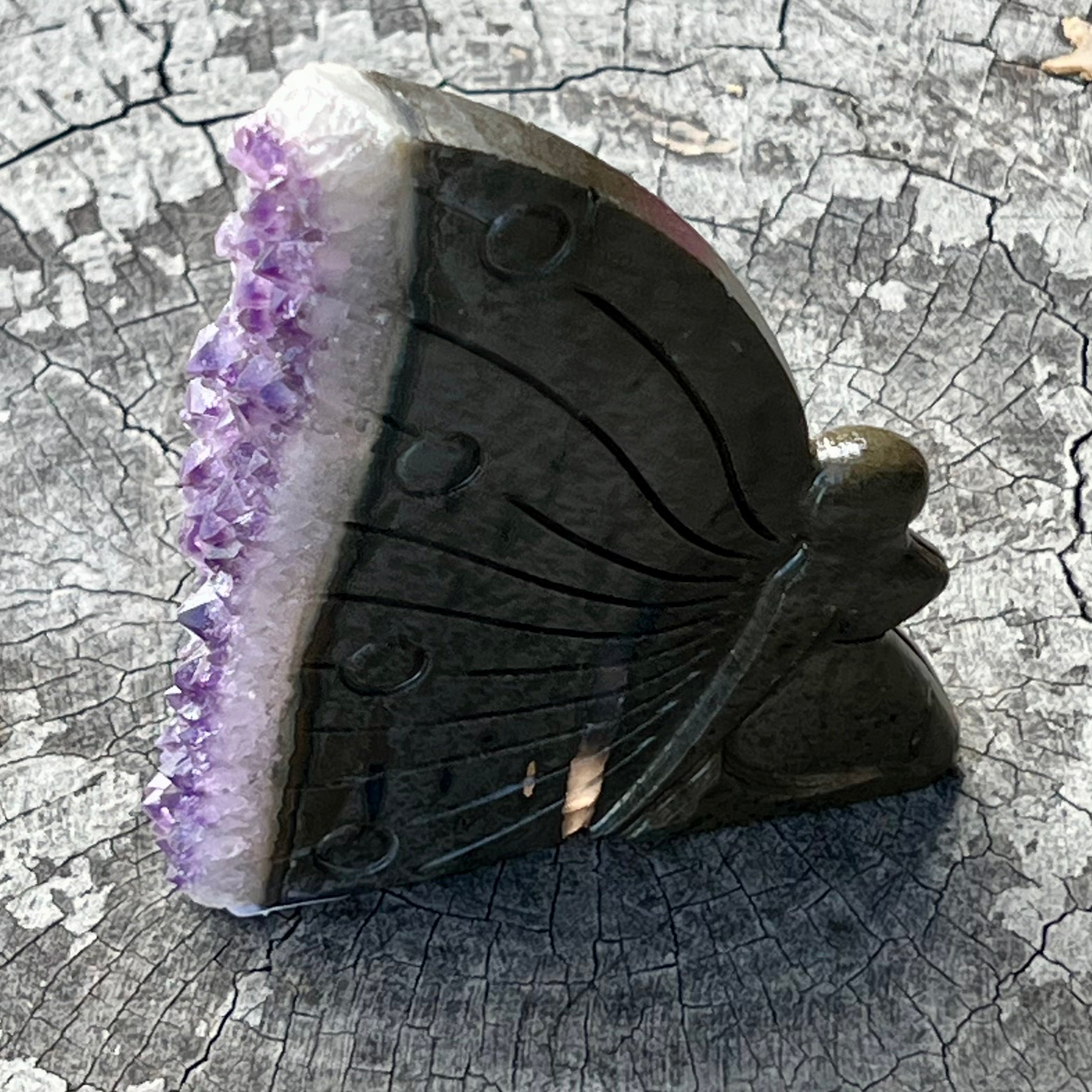Amethyst Butterfly Carving (2)