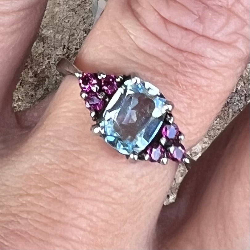 Blue Topaz & Rhyolite Garnet ~ Sterling Silver Ring ~ 7.5