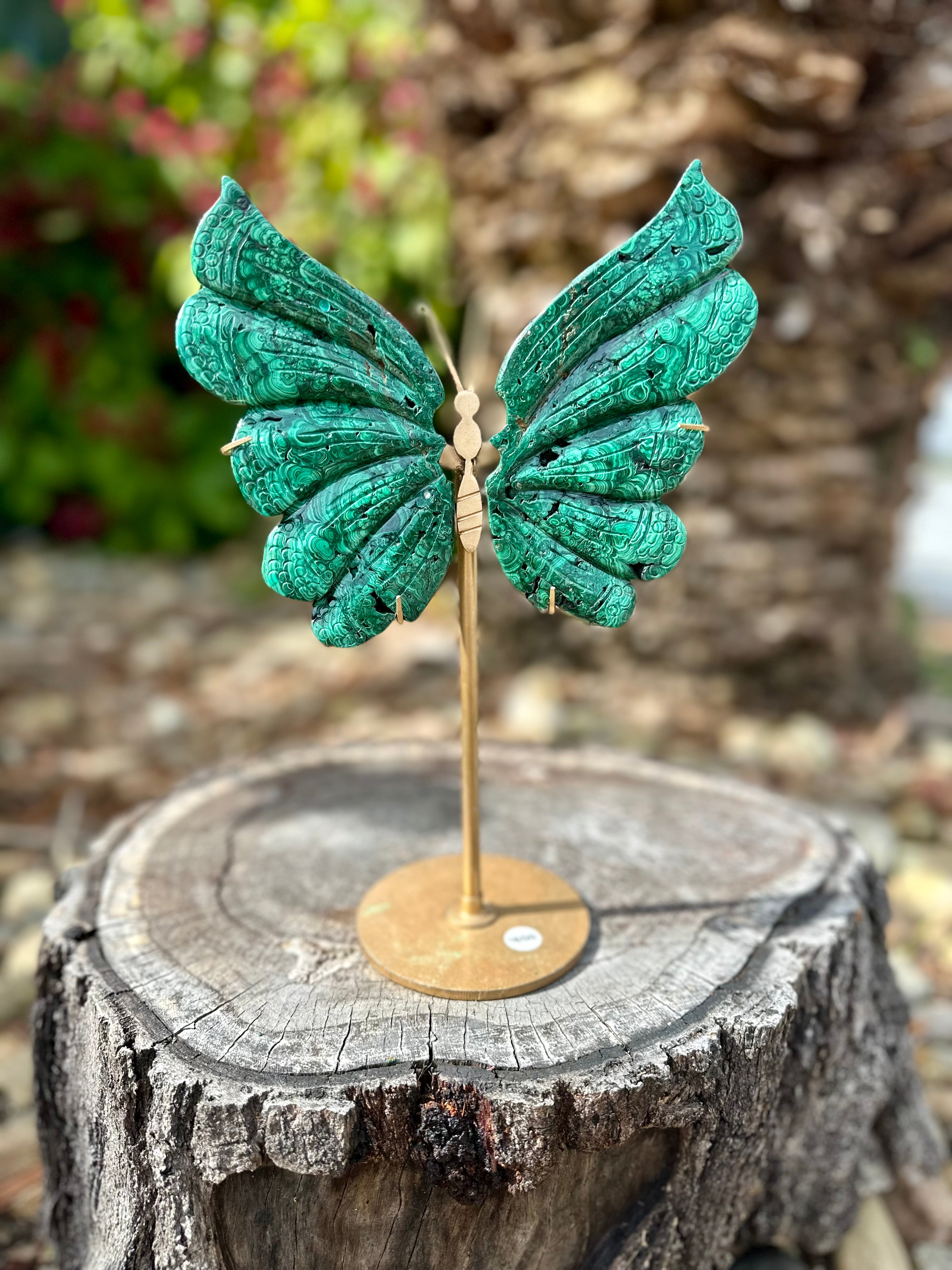 Sculpture de papillon en malachite de grande taille