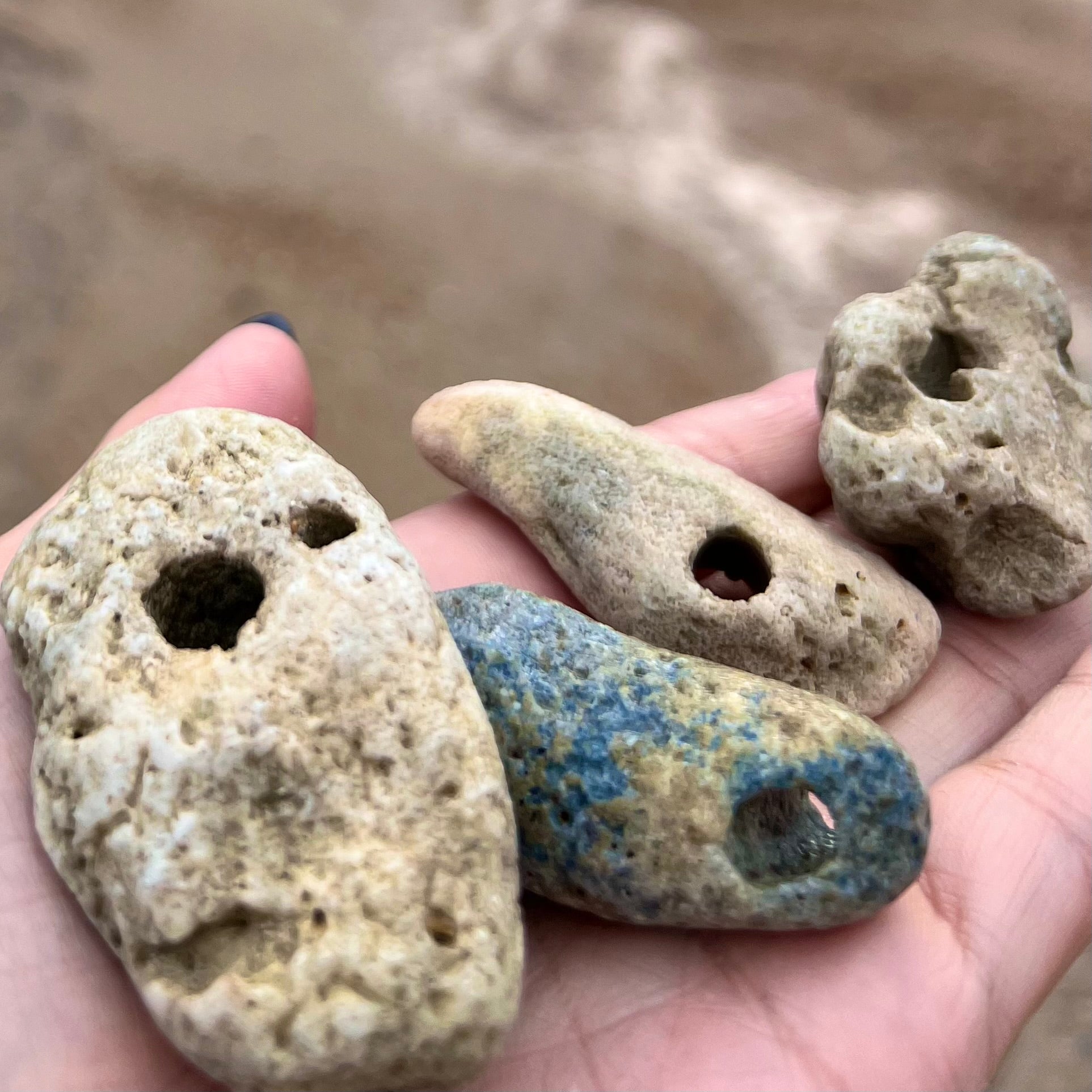 Hag Stone ~ Fertility & Protection ~ Medium