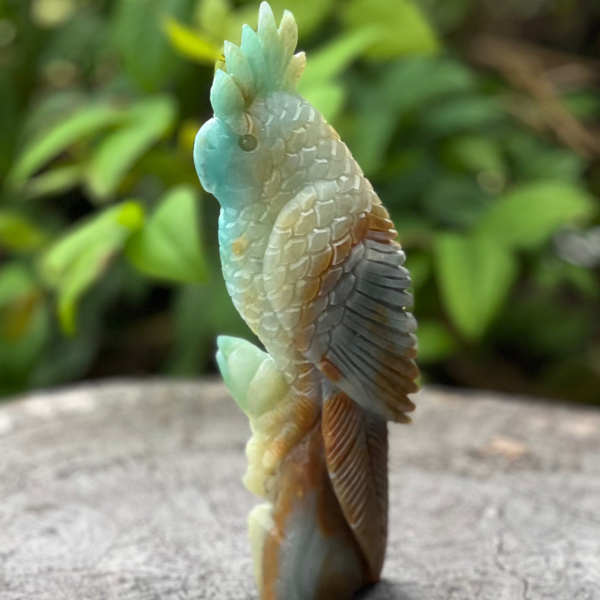 Aragonite Cockatoo Carving