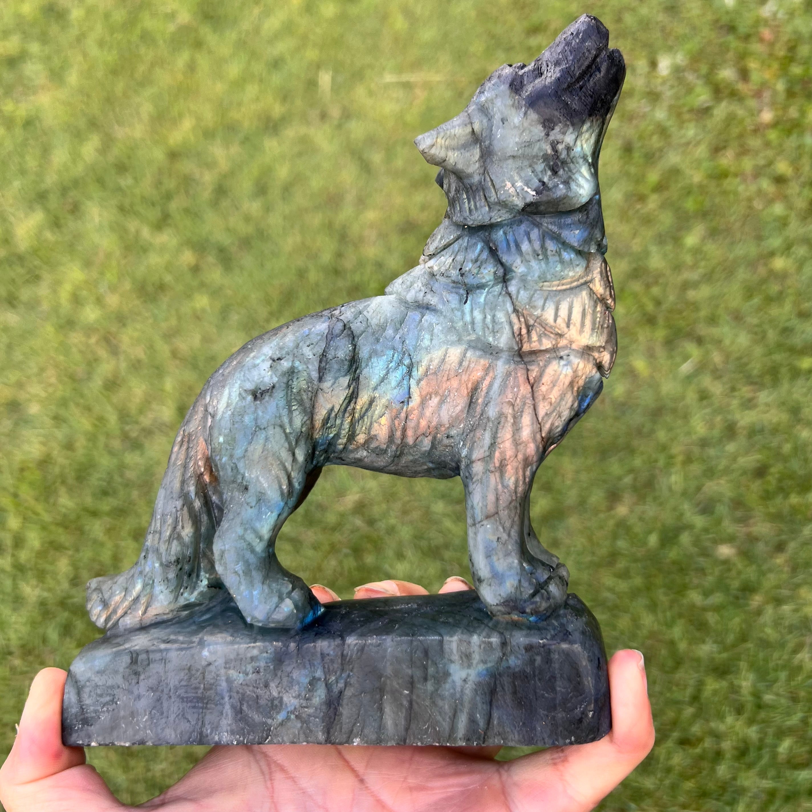 Labradorite ~ Wolf Carving ~ Medium