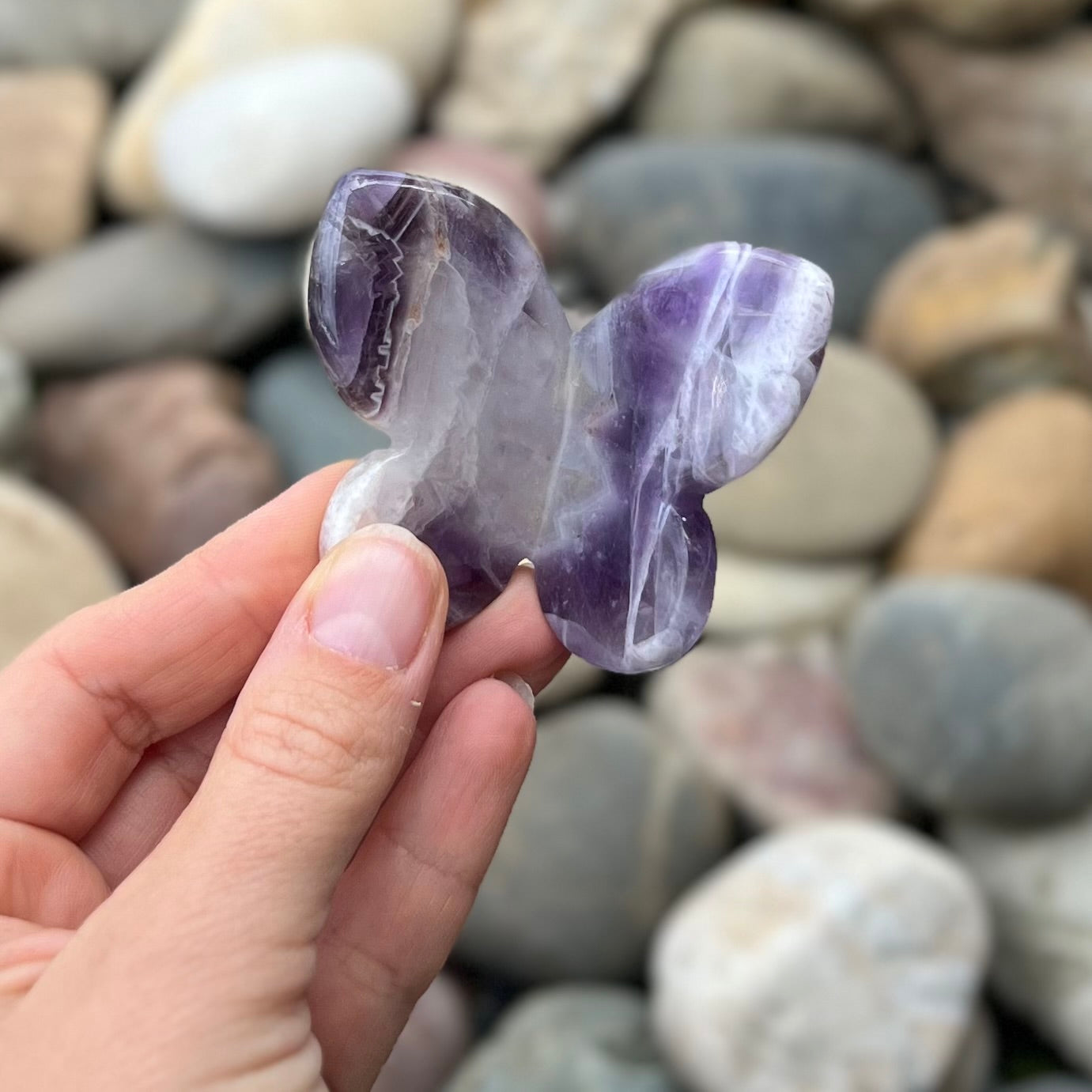 Amethyst Butterfly Carving (1)