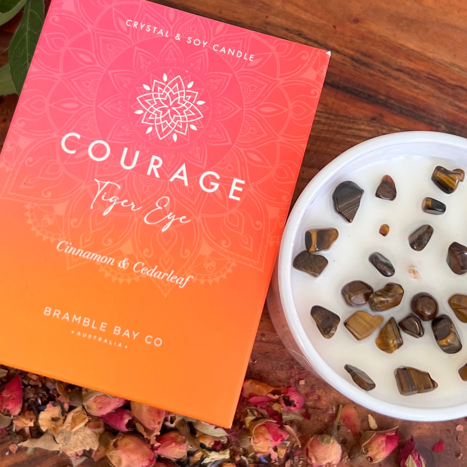Boho Crystal Courage Candle ~ Tiger Eye ~
Cinnamon & Cedarleaf