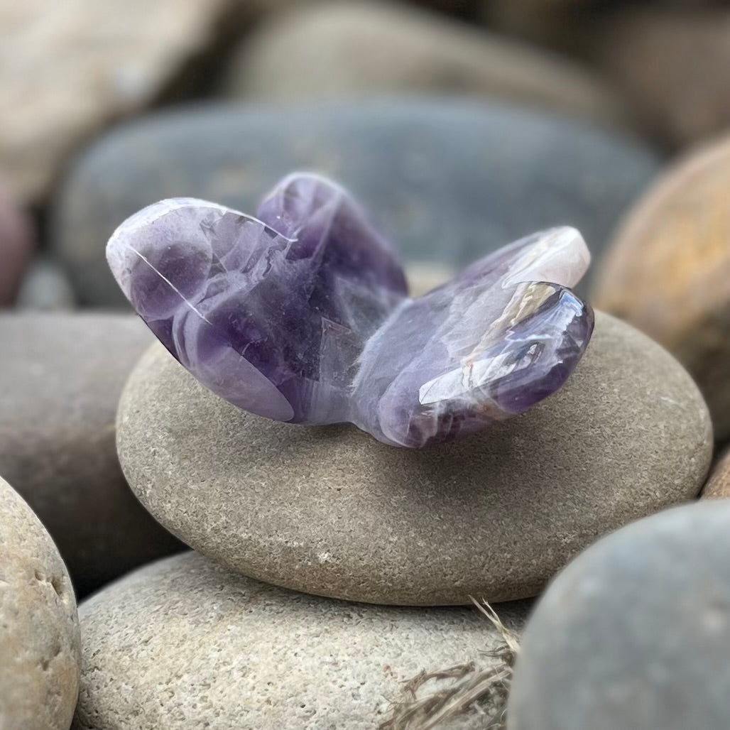Amethyst Butterfly Carving (1)