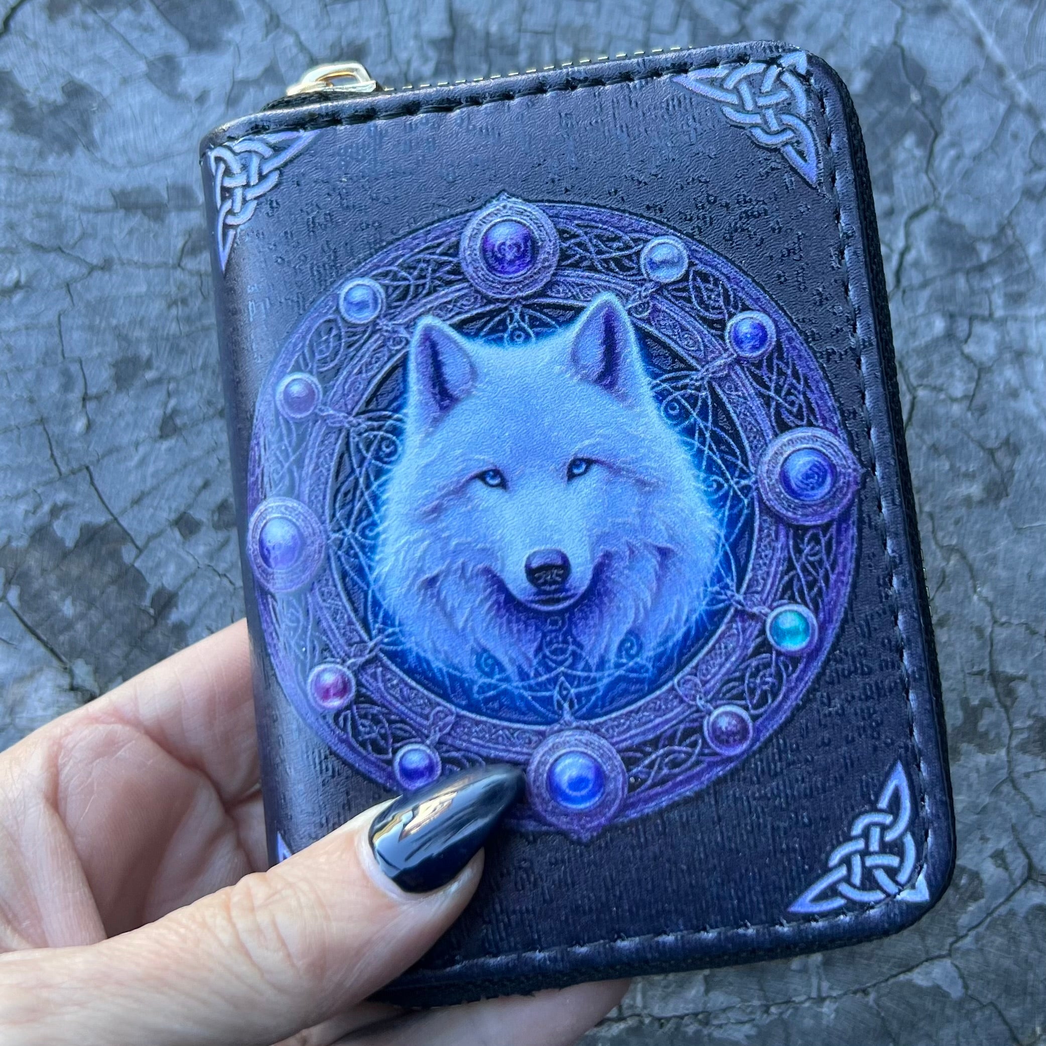 White Wolf ~ Celestial Carry Clutch
