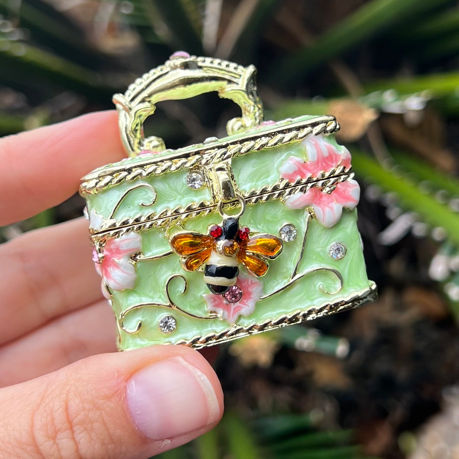 Bee Box ~ Trinket Box