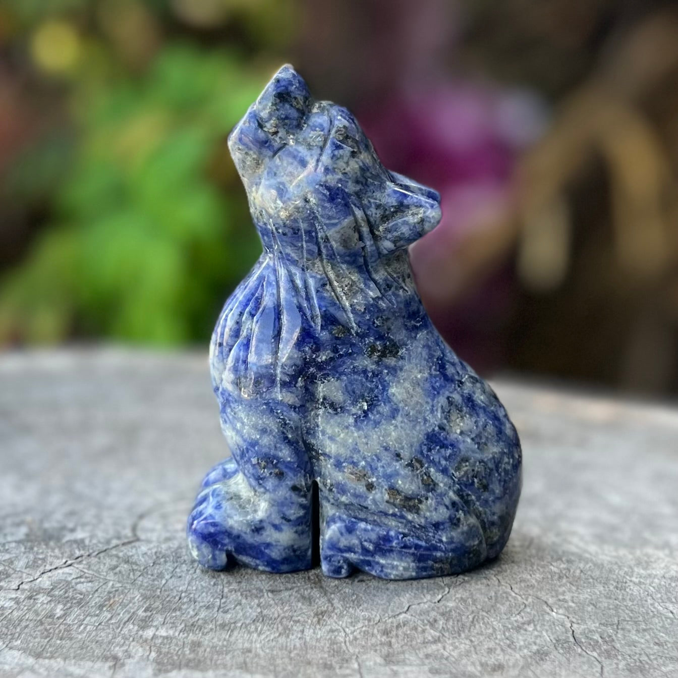 Lapis Lazuli ~ Howling Wolf Carving