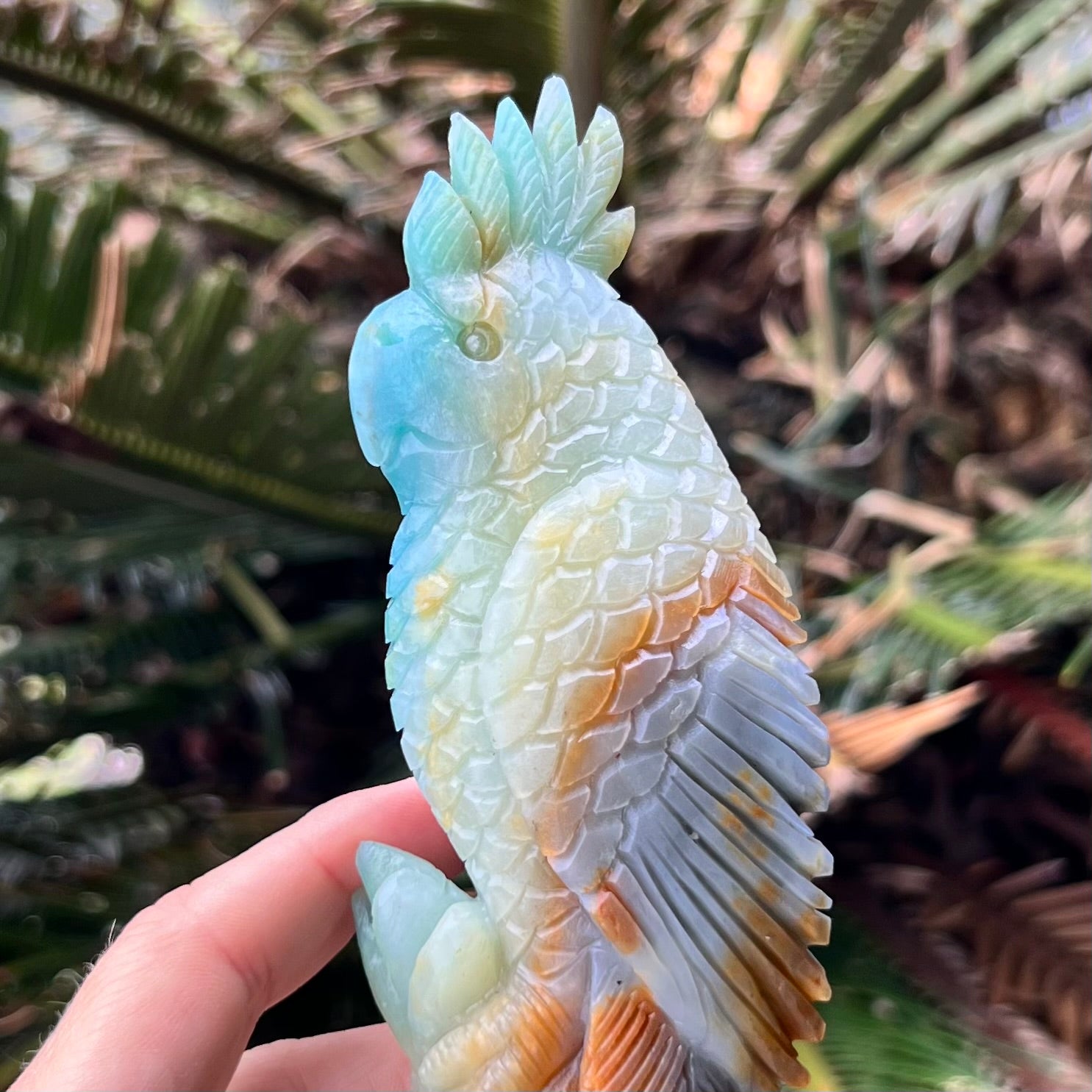 Aragonite Cockatoo Carving