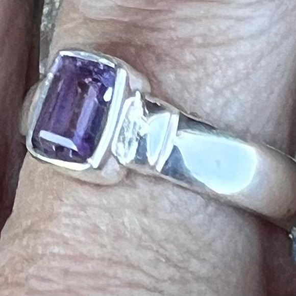 Amethyst Sterling Silver Ring ~ 9