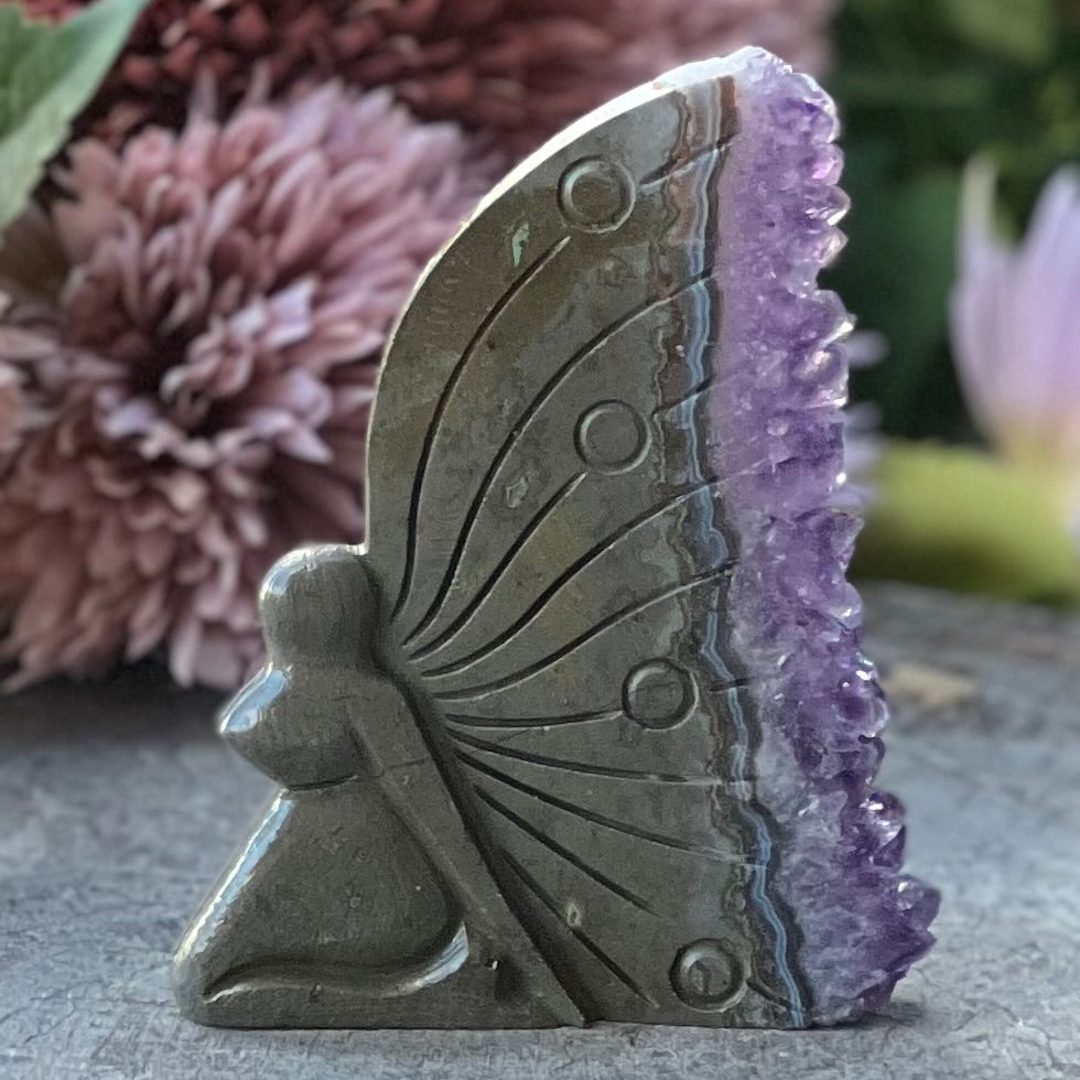 Amethyst Butterfly Carving (1)