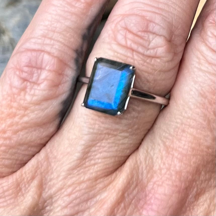 Labradorite ~ Sterling Silver Ring ~ Size 6