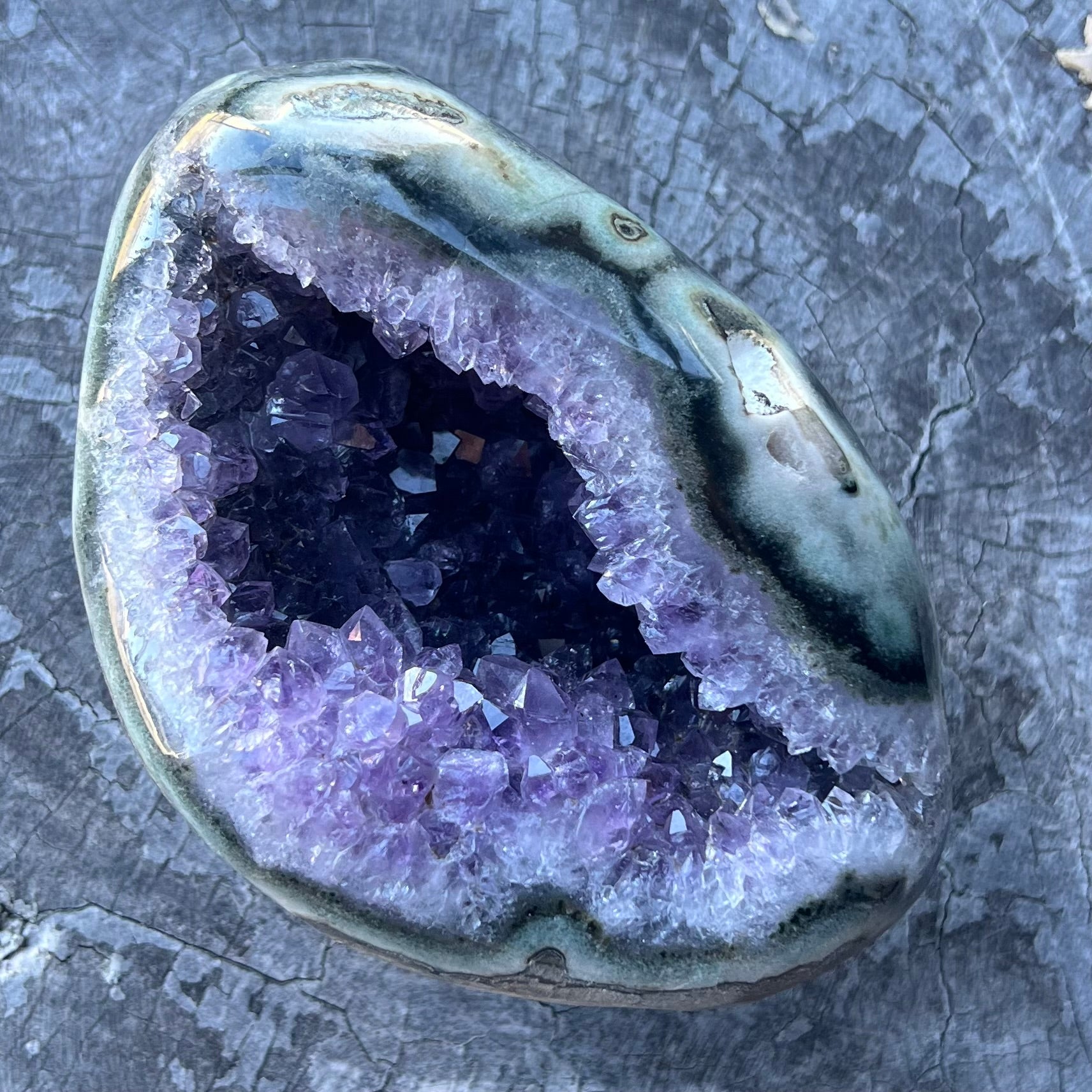 Amethyst Geode Cave