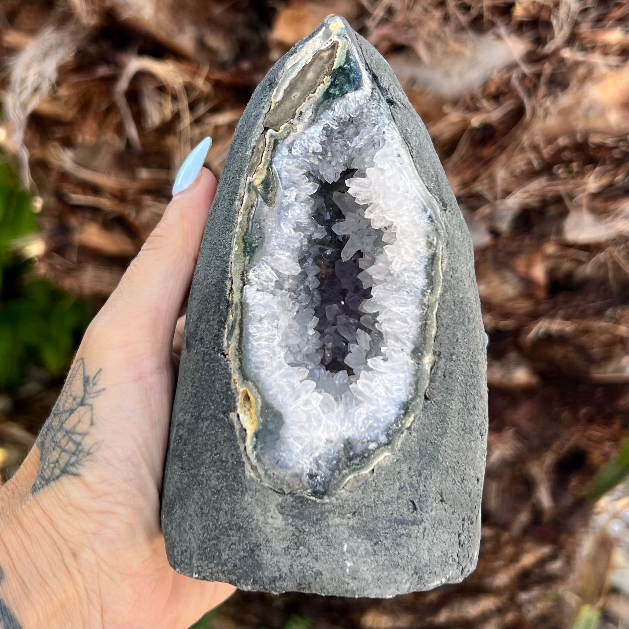 Amethyst Geode Cave