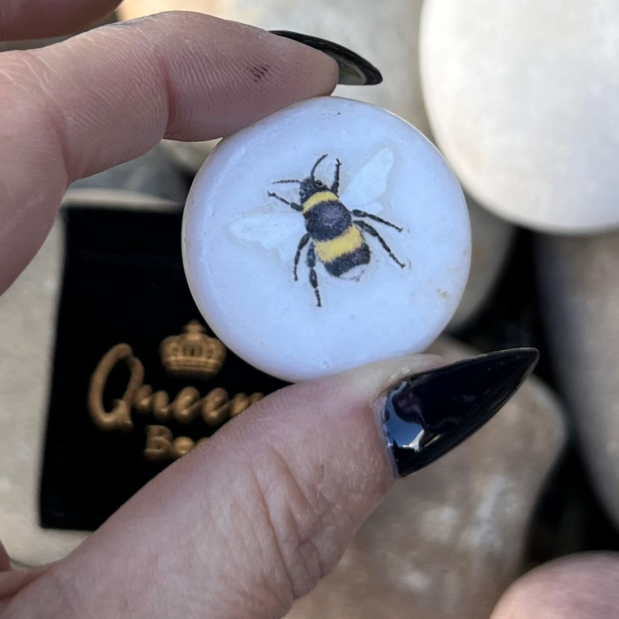 Queen Bee ~ Pocket Affirmation