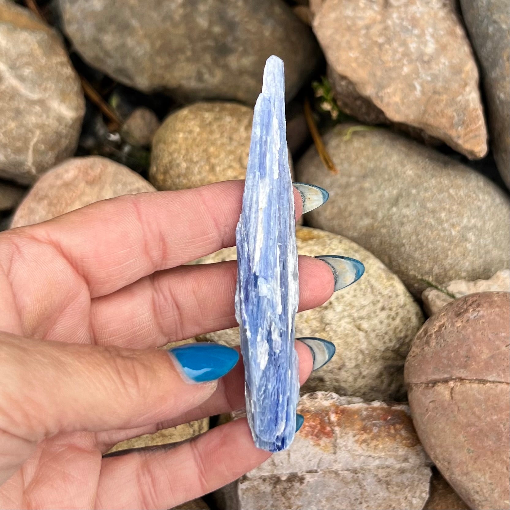 Natural Blue Kyanite Blade (2)