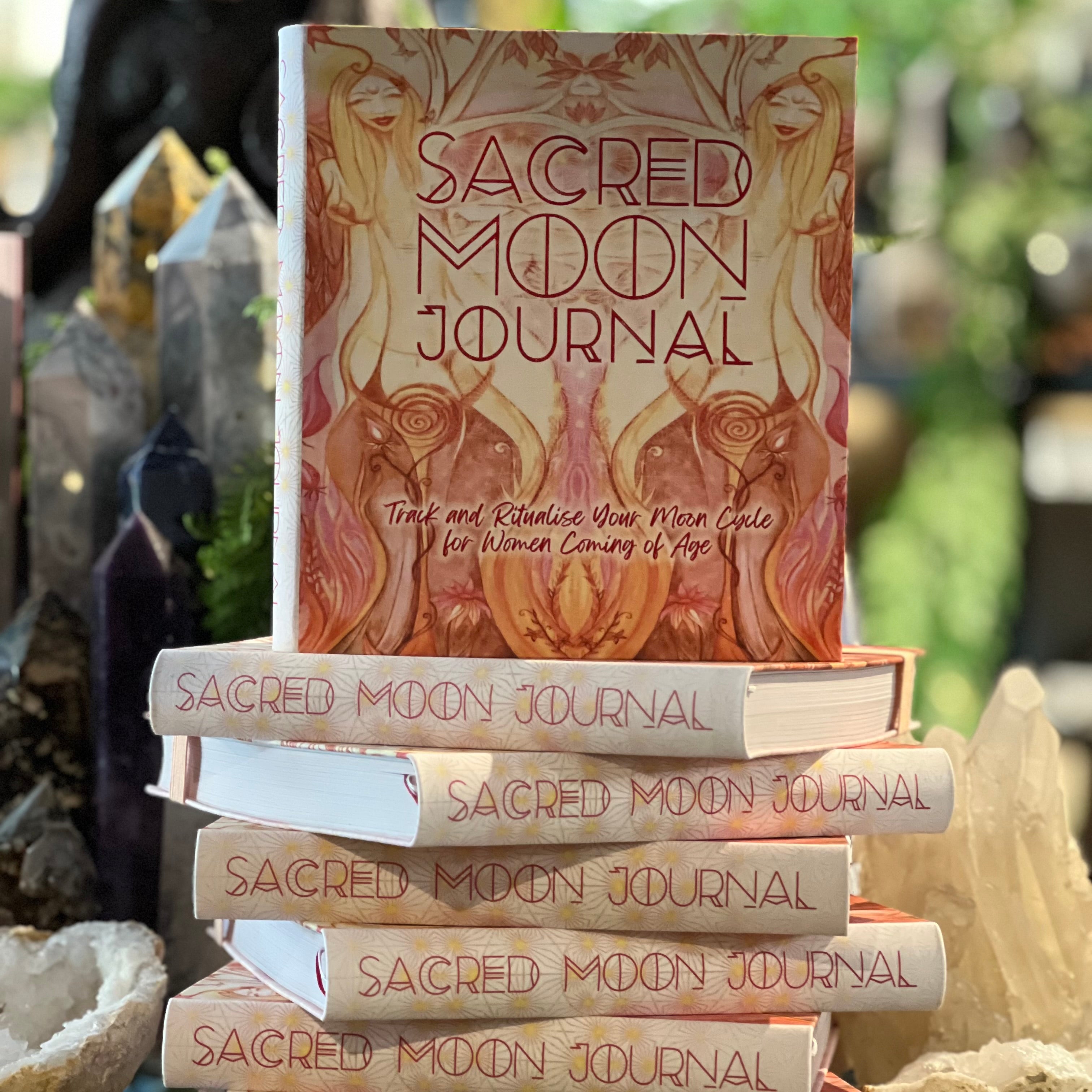 VORVERKAUF - Sacred Moon Journal