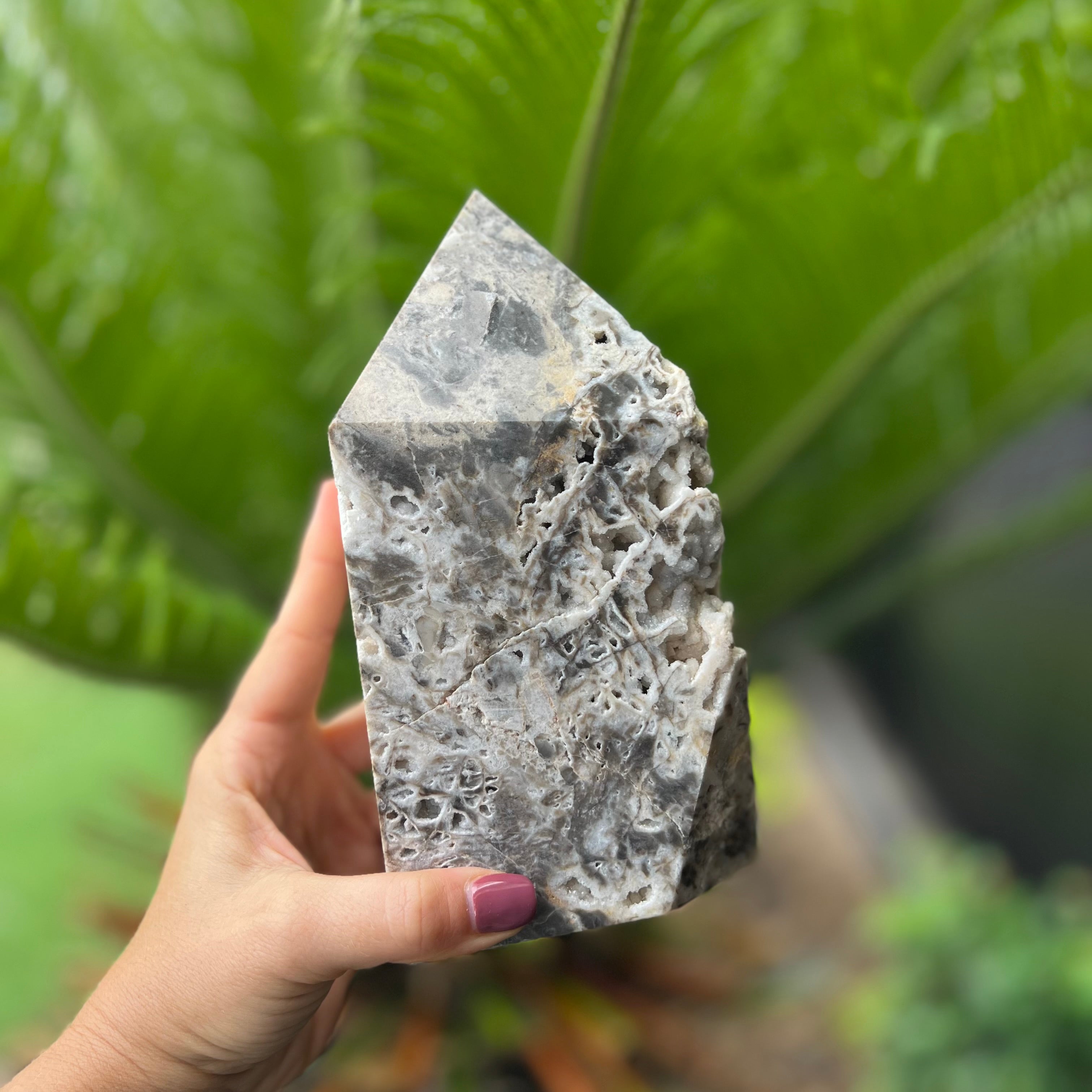 Sphalarite Generator Carving