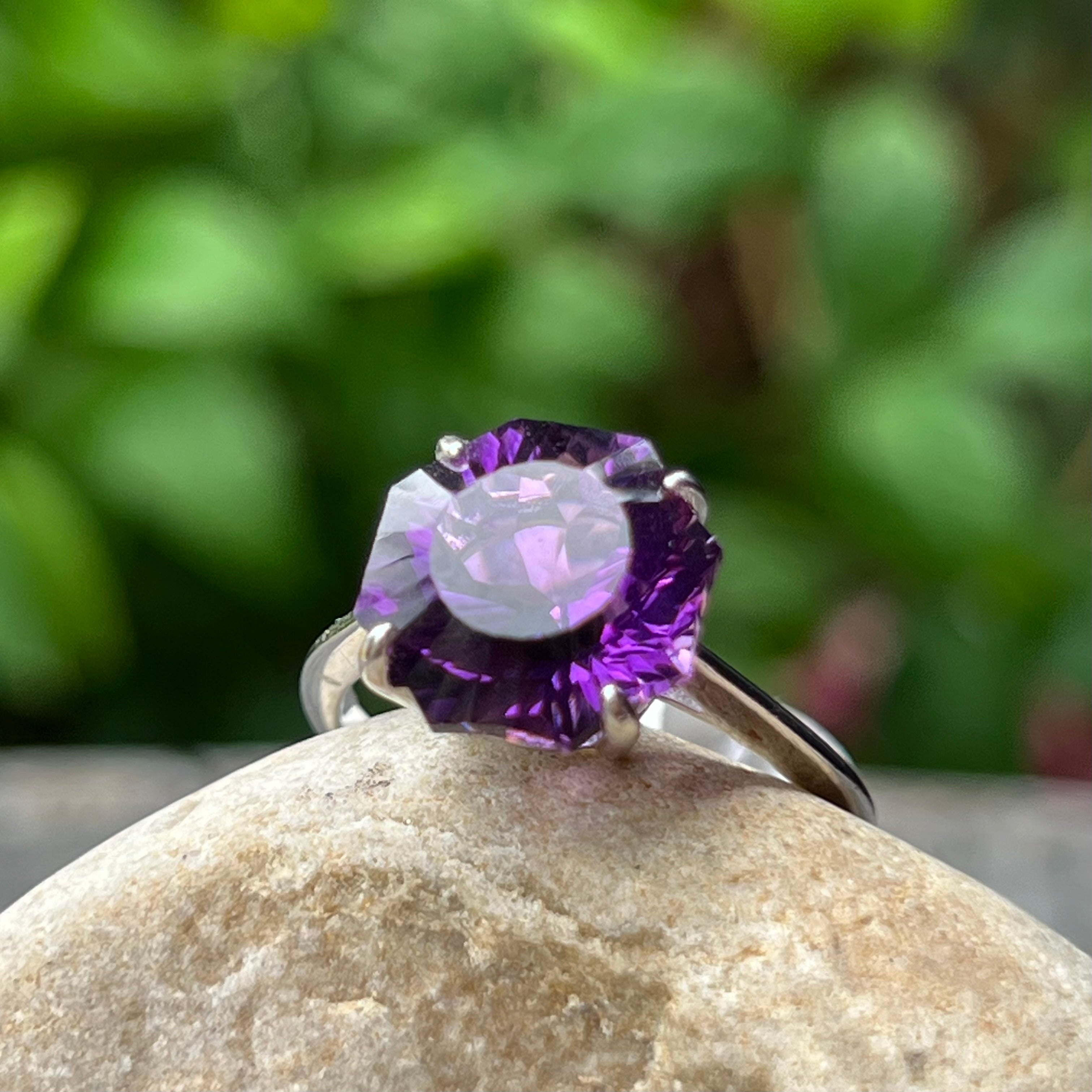 Amethyst Sterling Silver Ring ~ 9