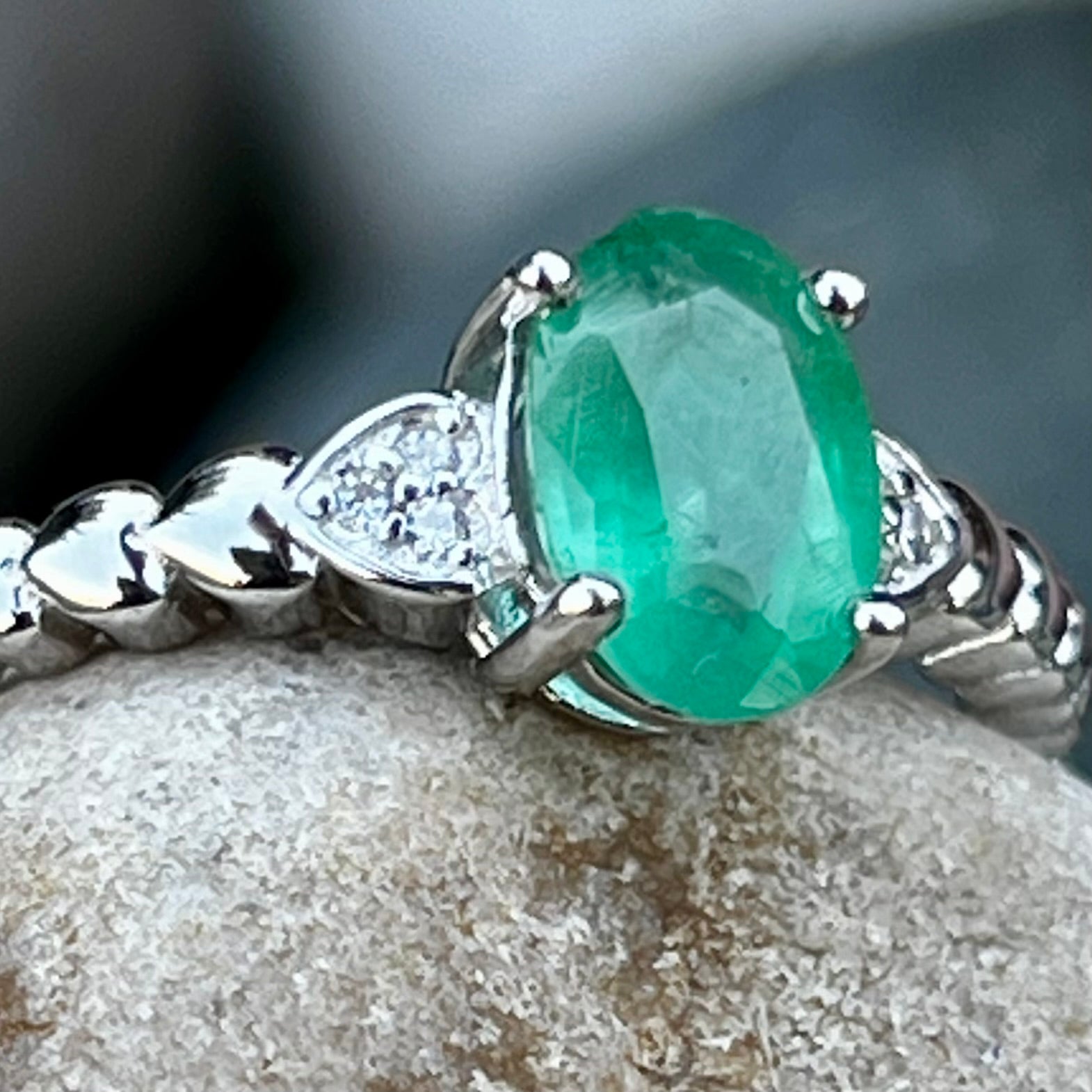 Emerald~ Sterling Silver Ring ~ size 10