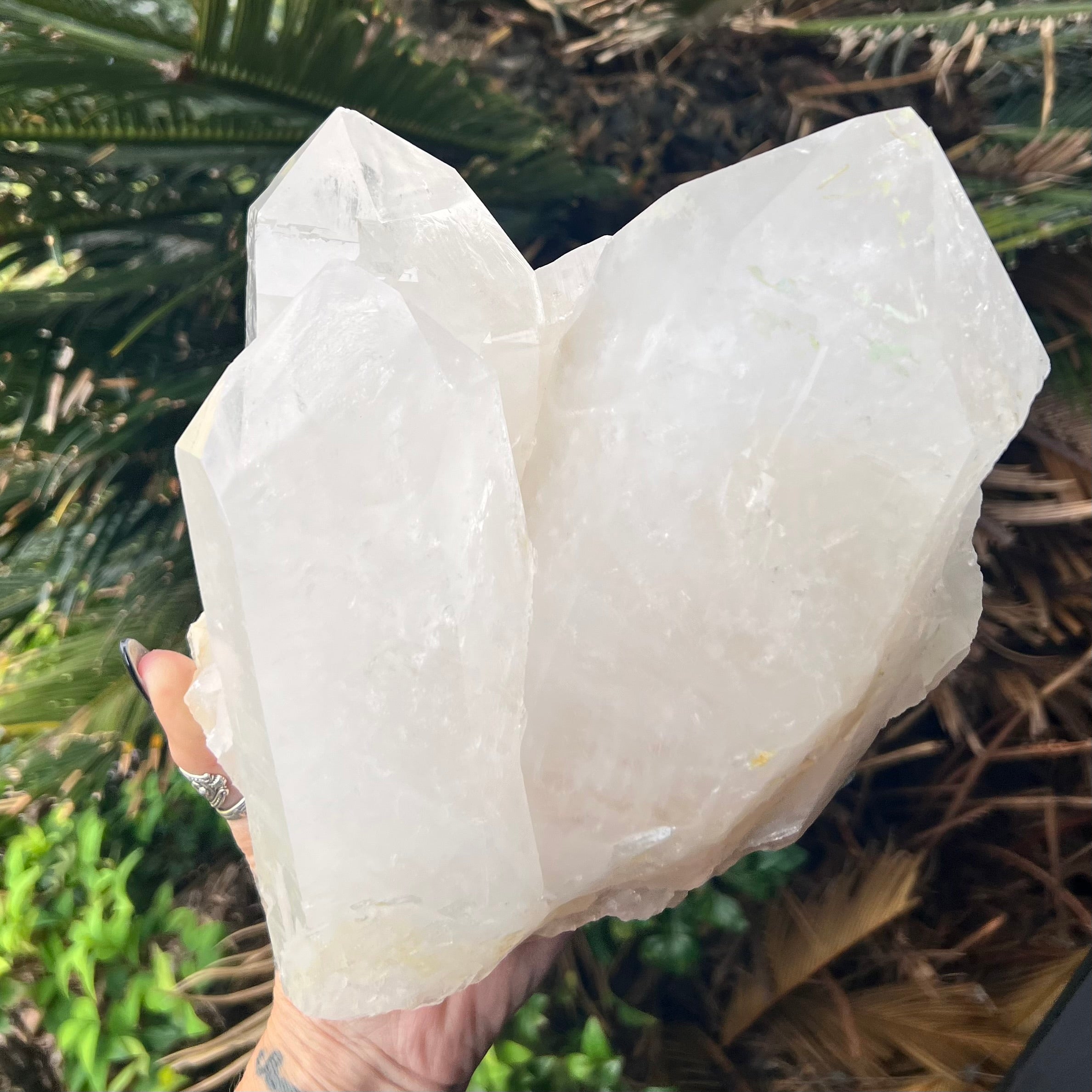 Triple Point Natural Clear Quartz Cluster Formation