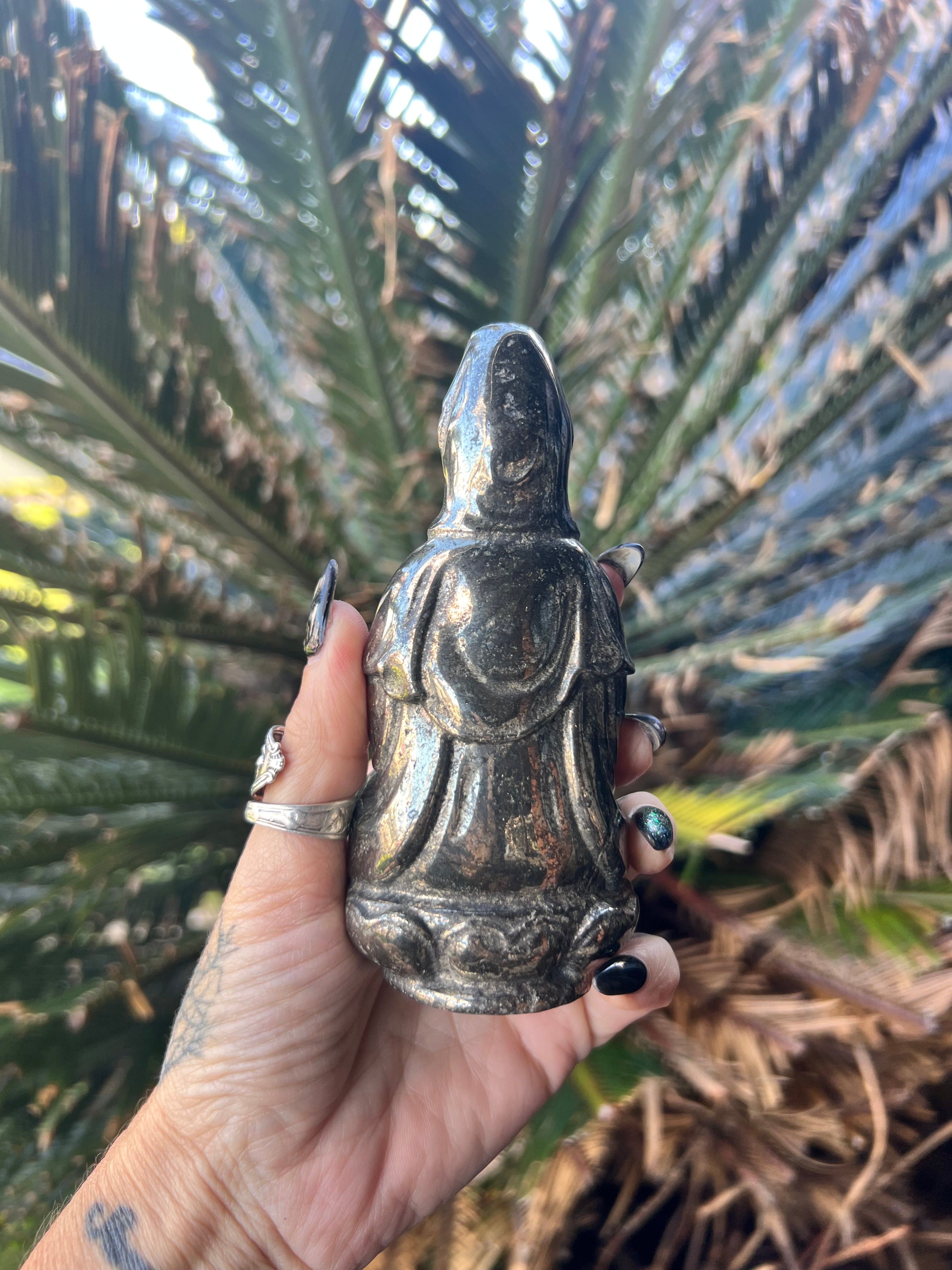 Quin Yan ~ Pyrite Prosperity Carving