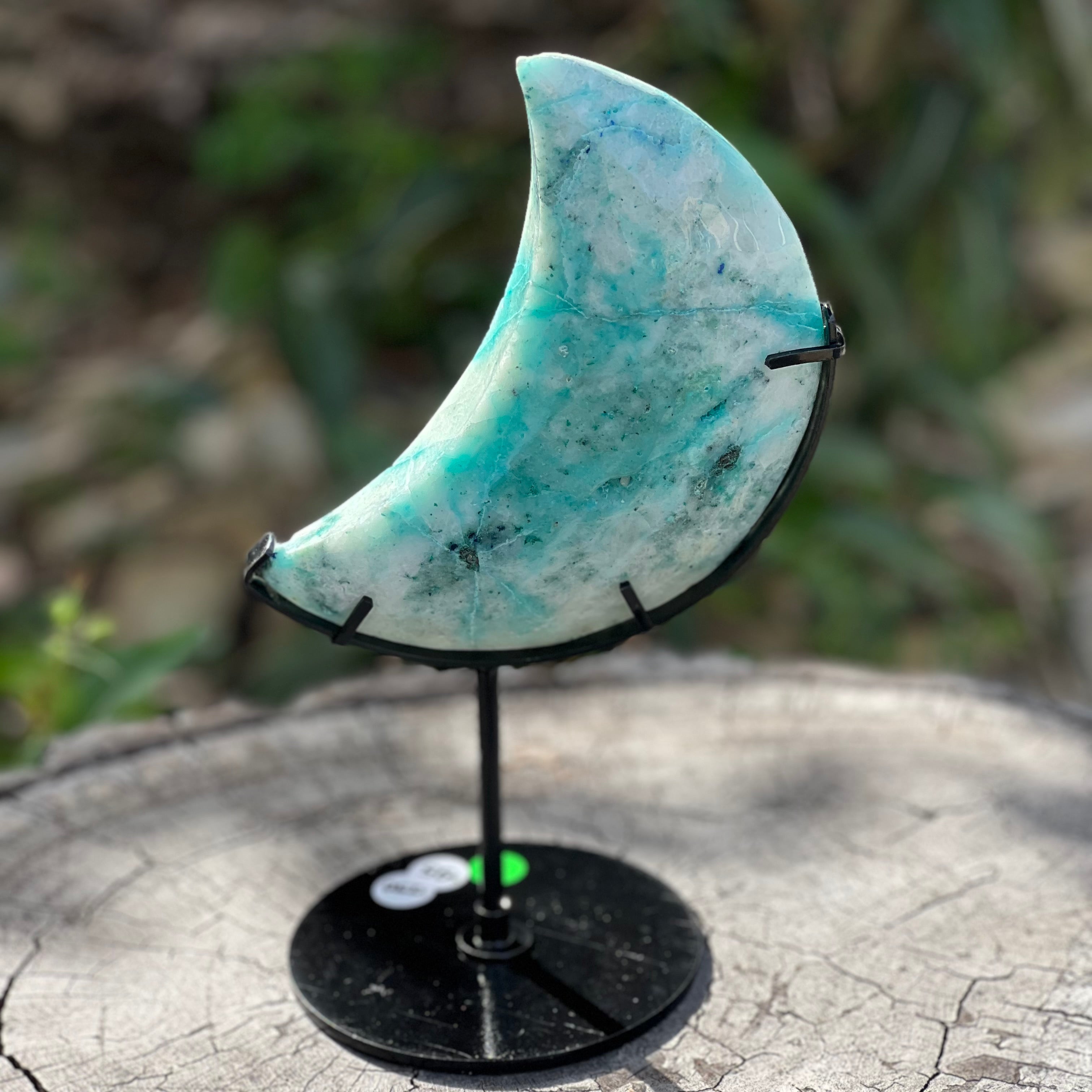 Phoenix Stone Crescent Moon on Stand (3)