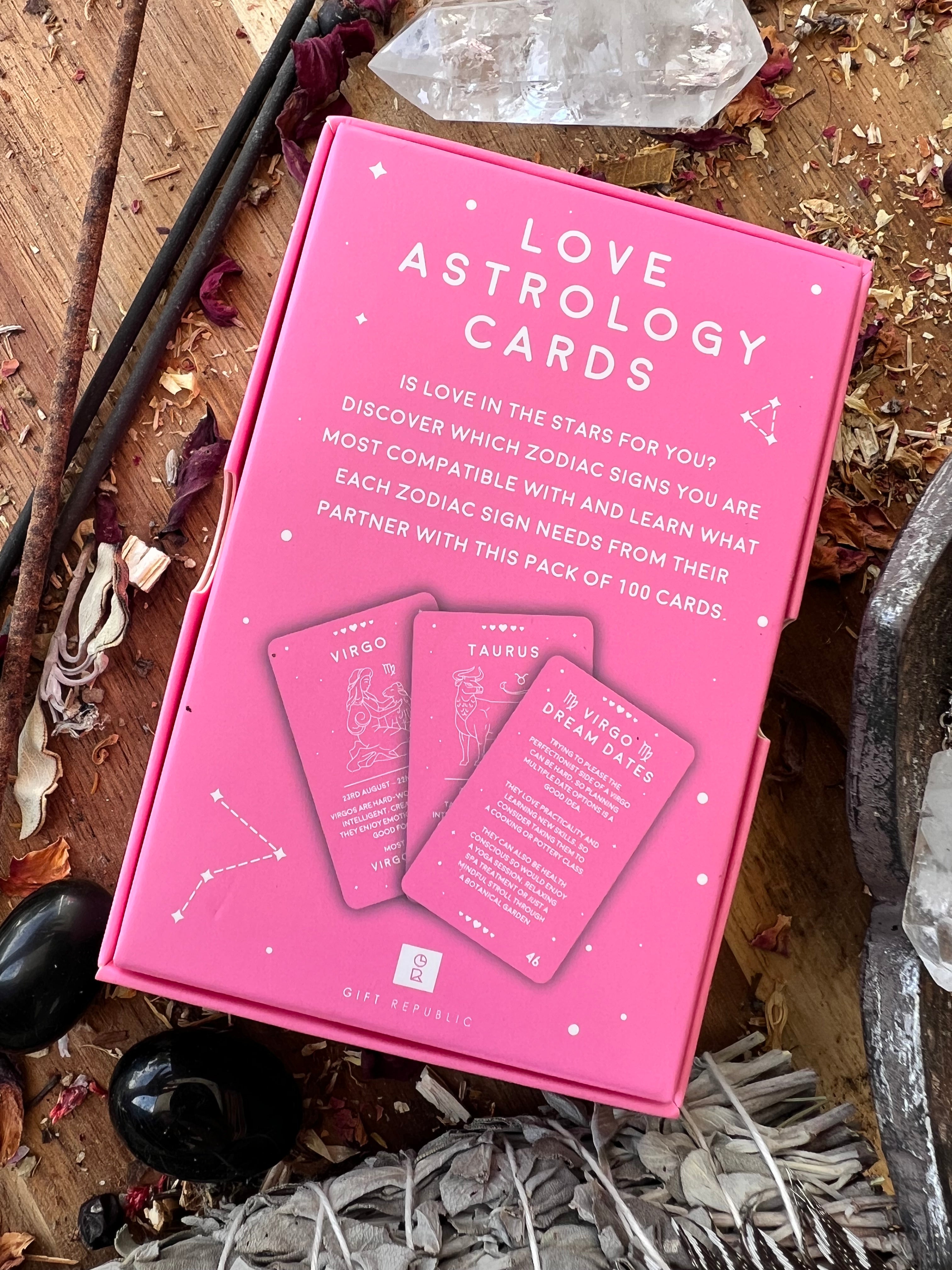 Amour ~ Cartes d'astrologie