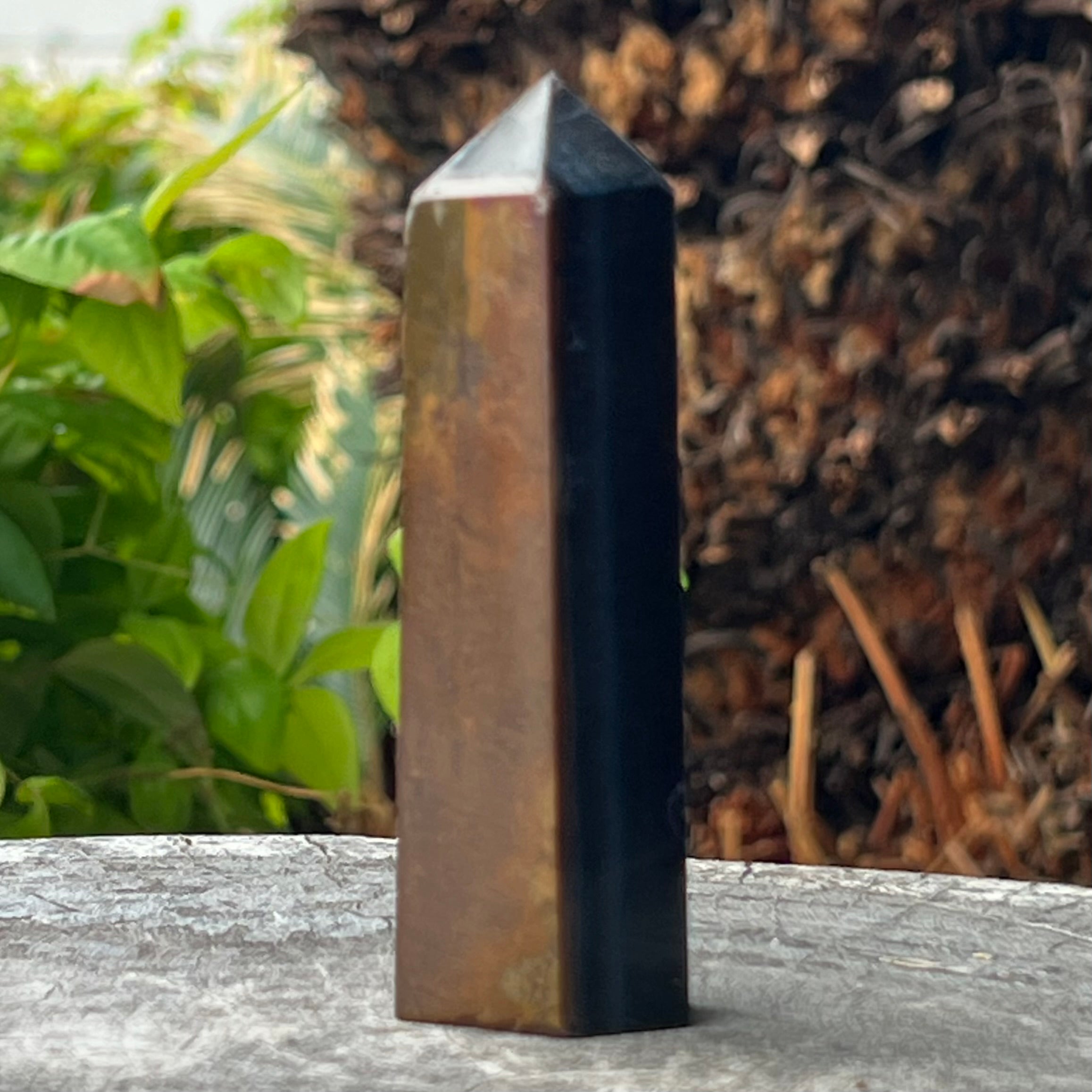 Blue and Gold Tiger Eye Generator
