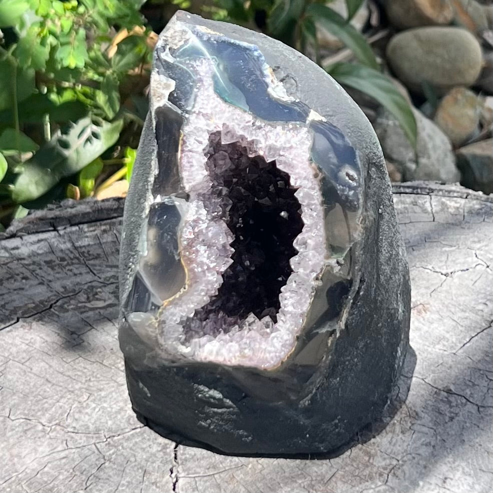 Amethyst Geode Cave