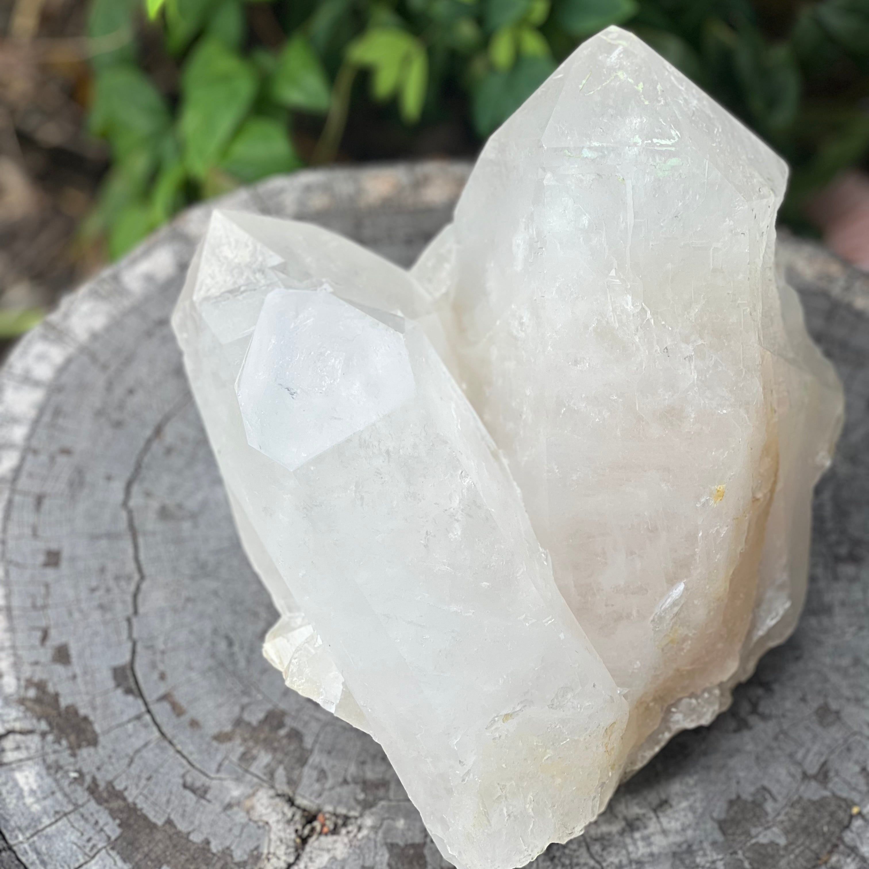 Triple Point Natural Clear Quartz Cluster Formation