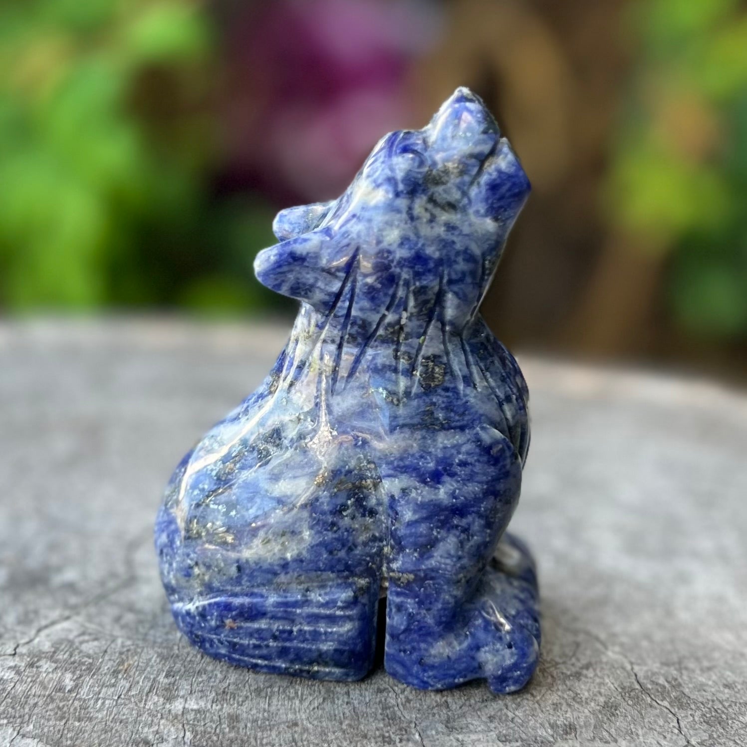 Lapis Lazuli ~ Howling Wolf Carving