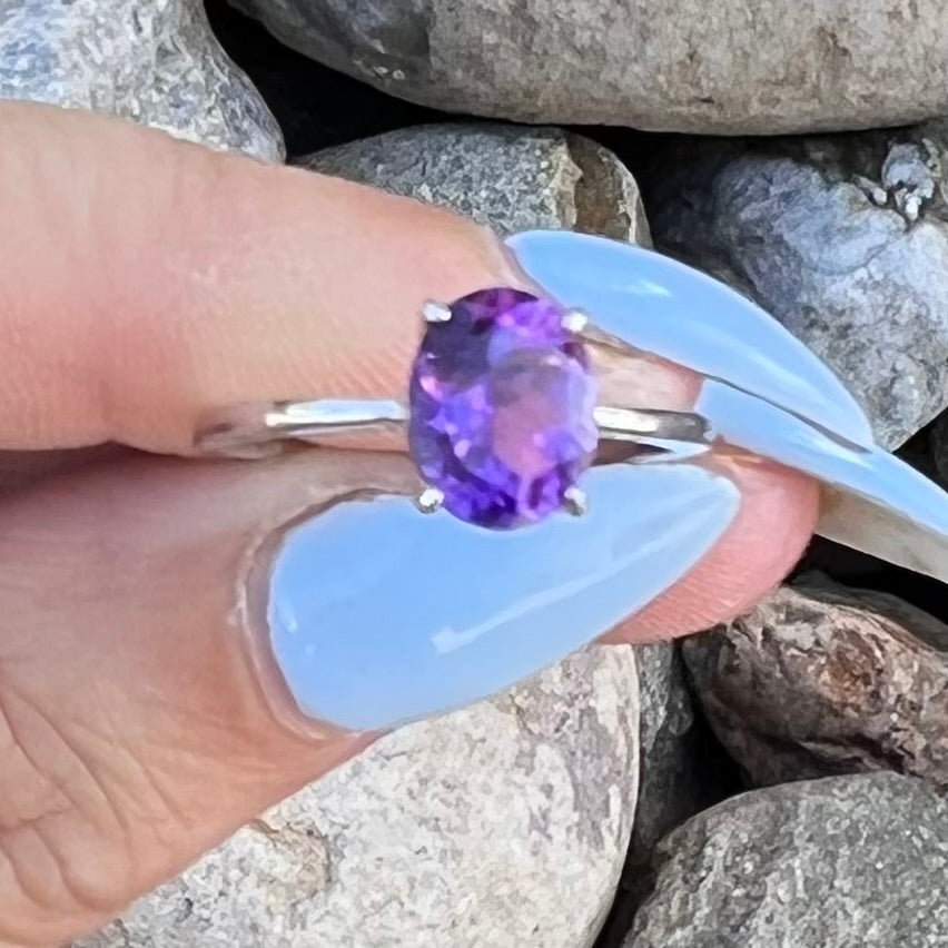 Amethyst Sterling Silver Ring ~ 7.5