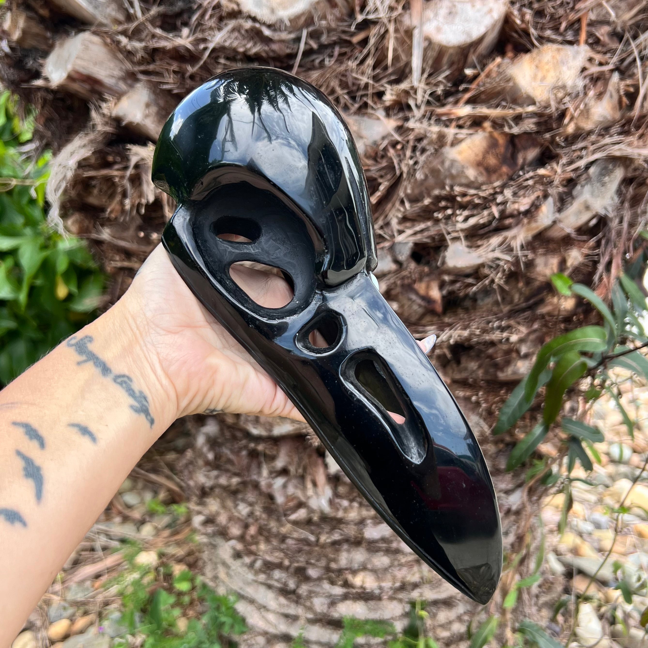 Black Obsidian Raven Skull