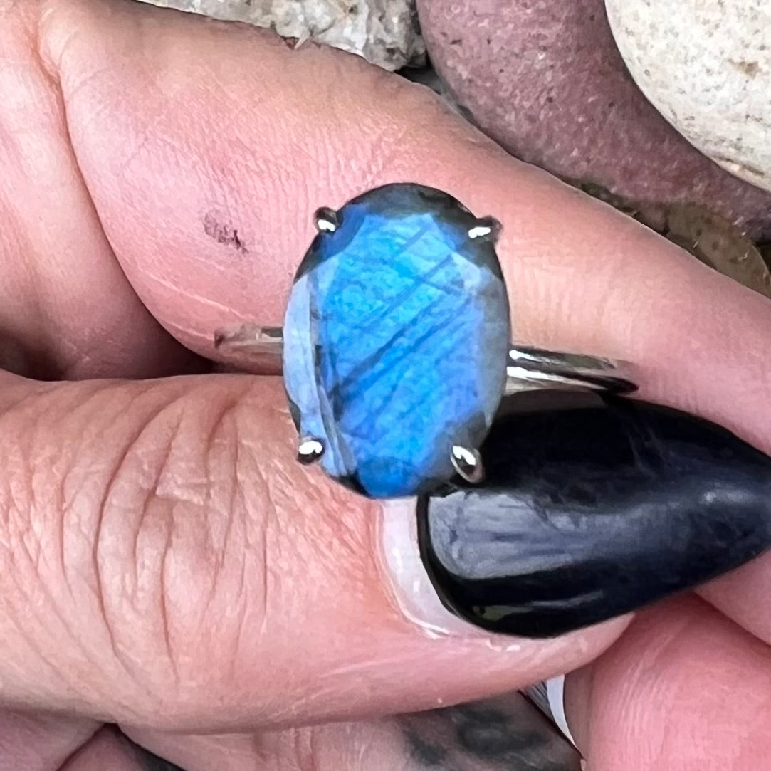 Labradorite ~ Sterling Silver Ring ~ Size 8