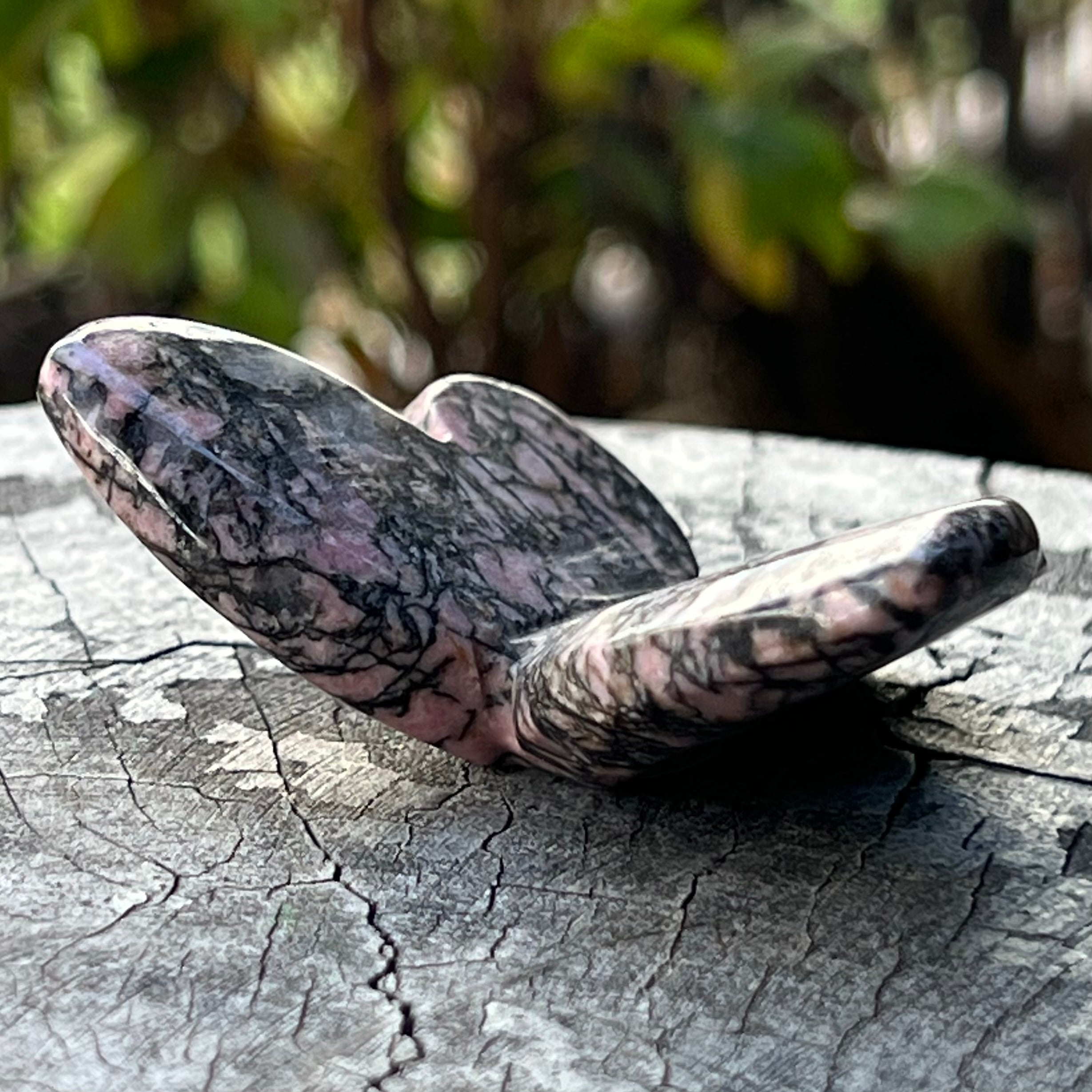 Rhodonite Butterfly Carving (1)