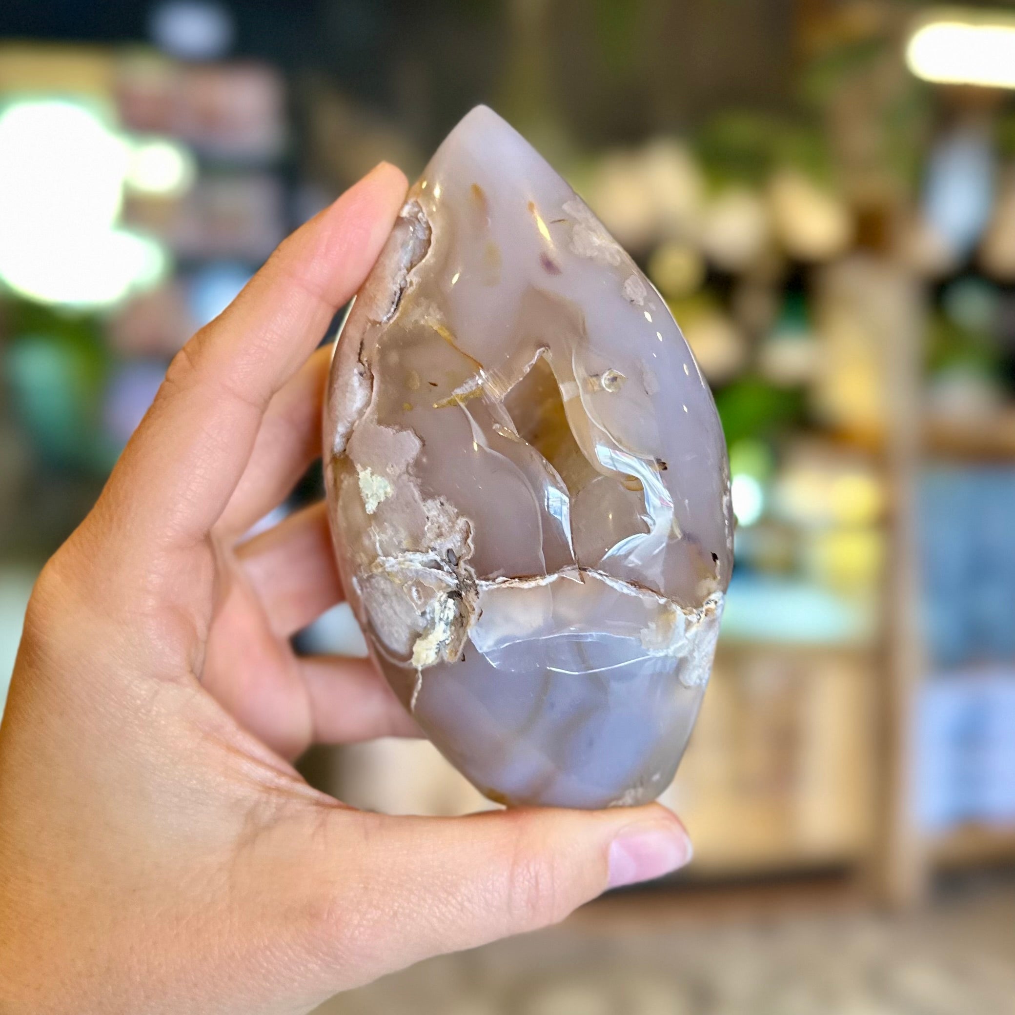 Flower Agate Carving