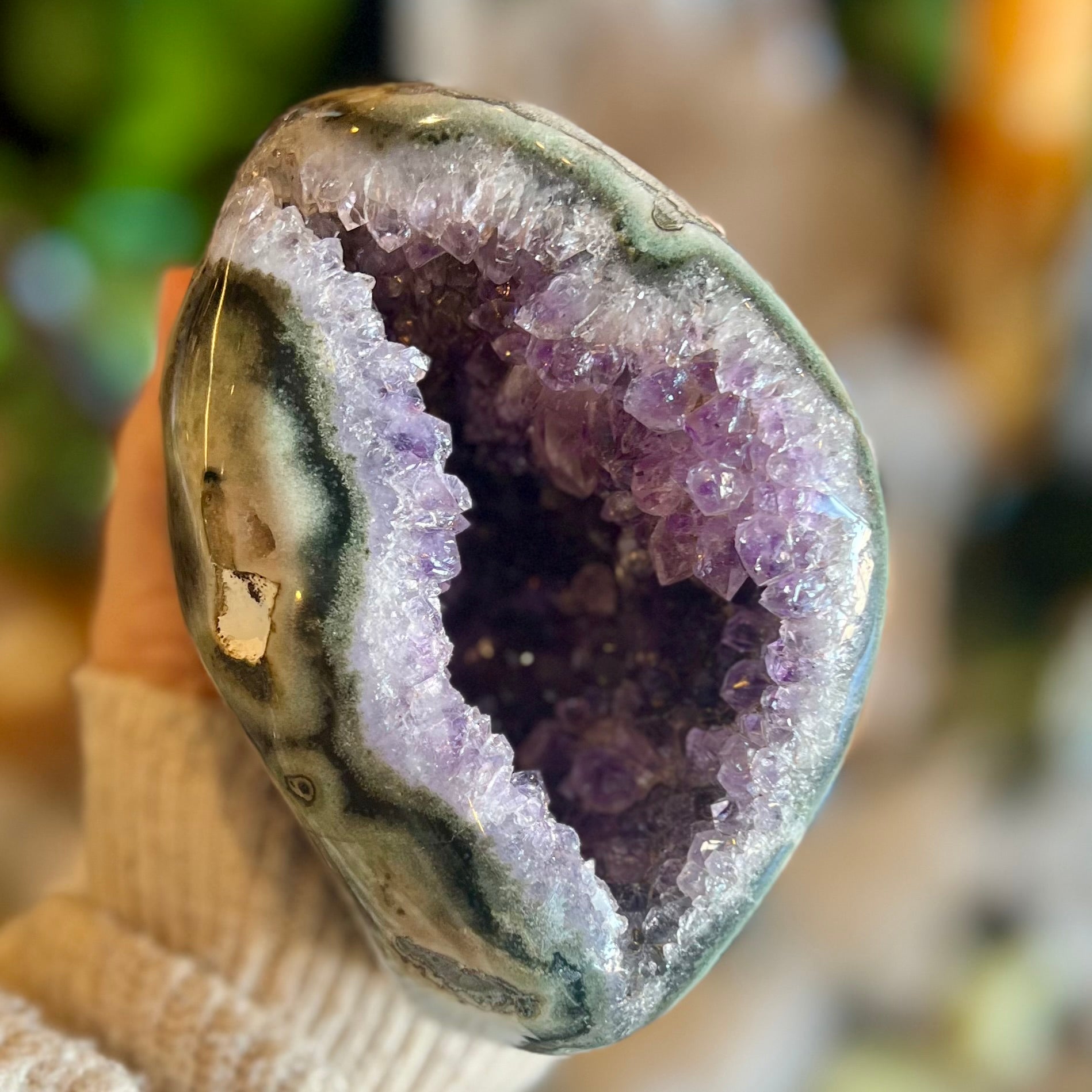 Amethyst Geode Cave