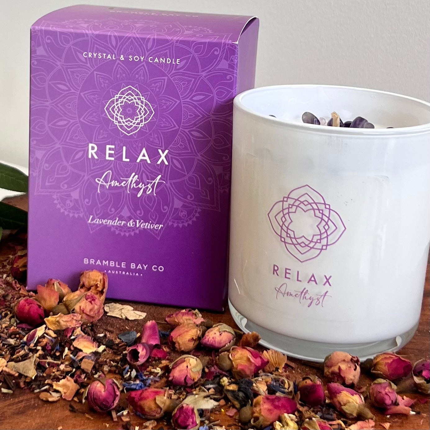 Boho Crystal Relax Candle ~
Amethyst ~ Lavender & Vetiver