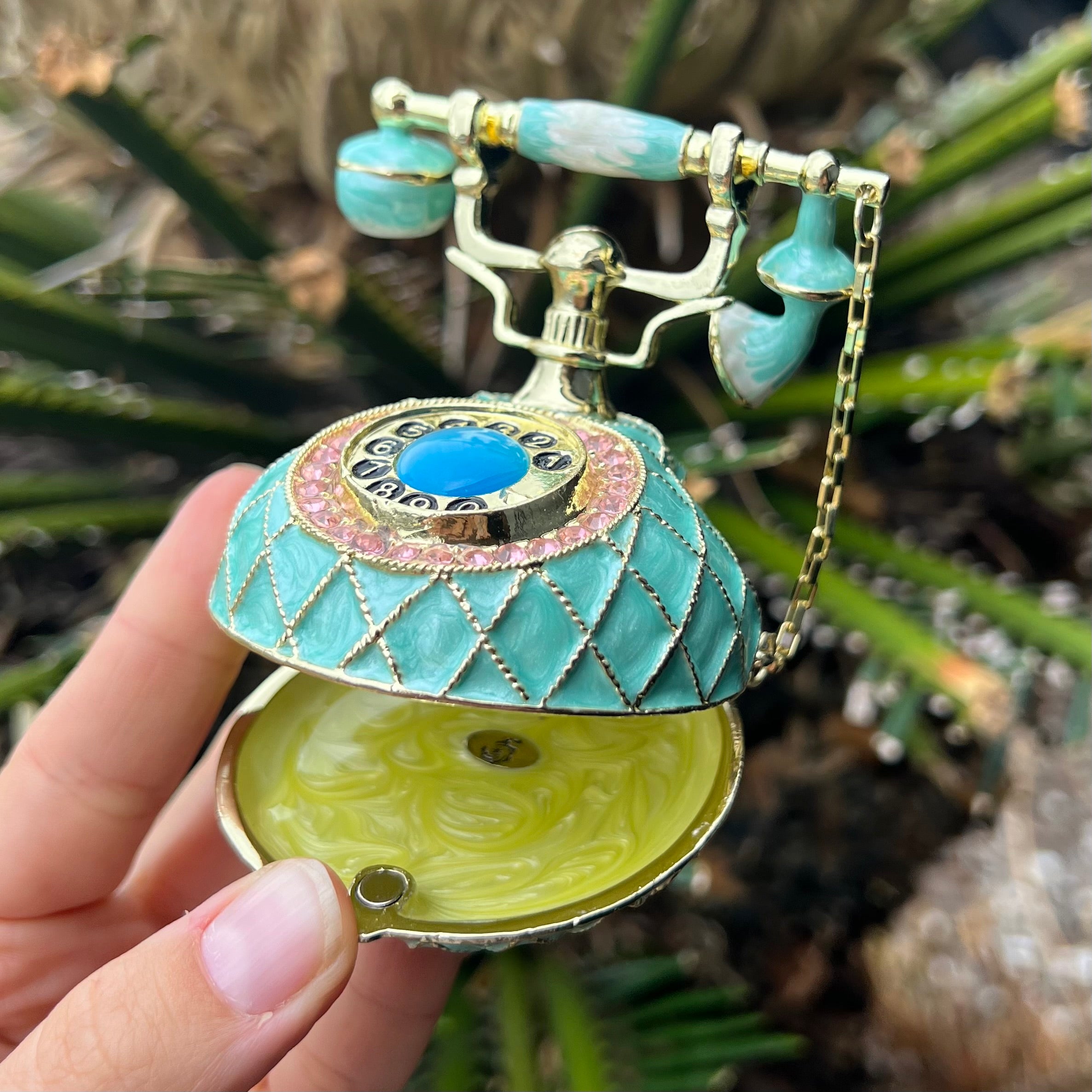 Retro Phone ~ Trinket Box