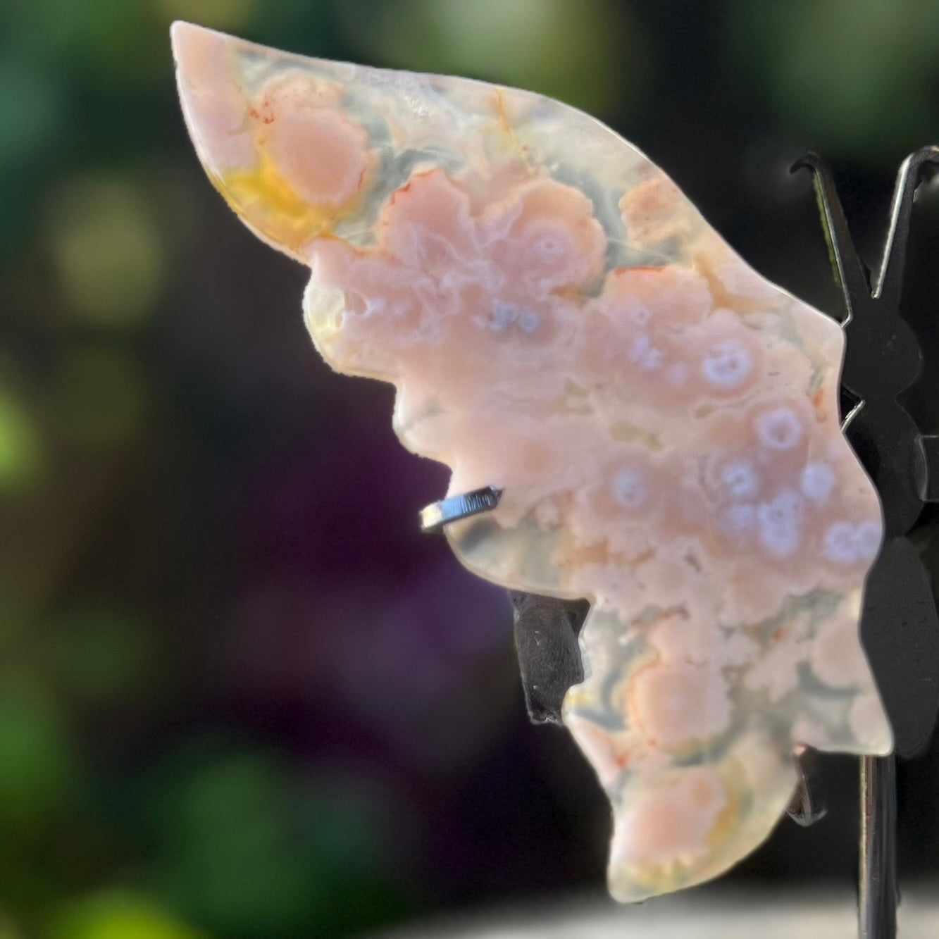 Flower Agate Butterfly Carving