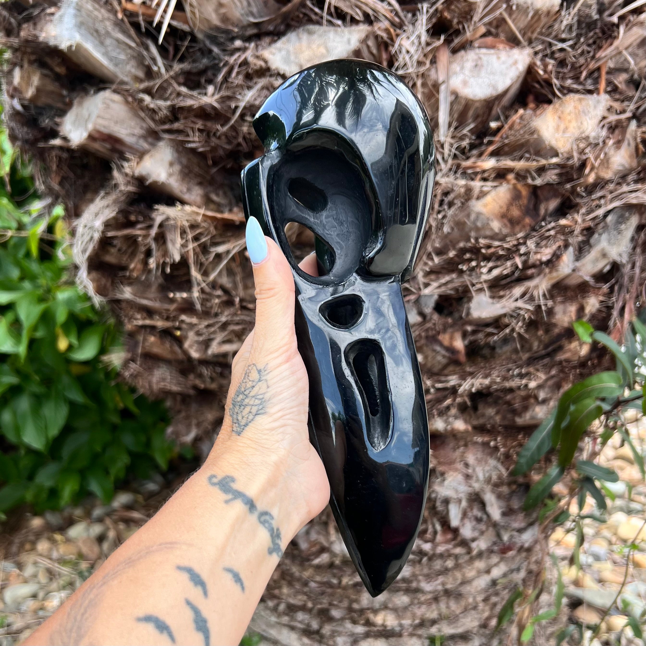 Black Obsidian Raven Skull