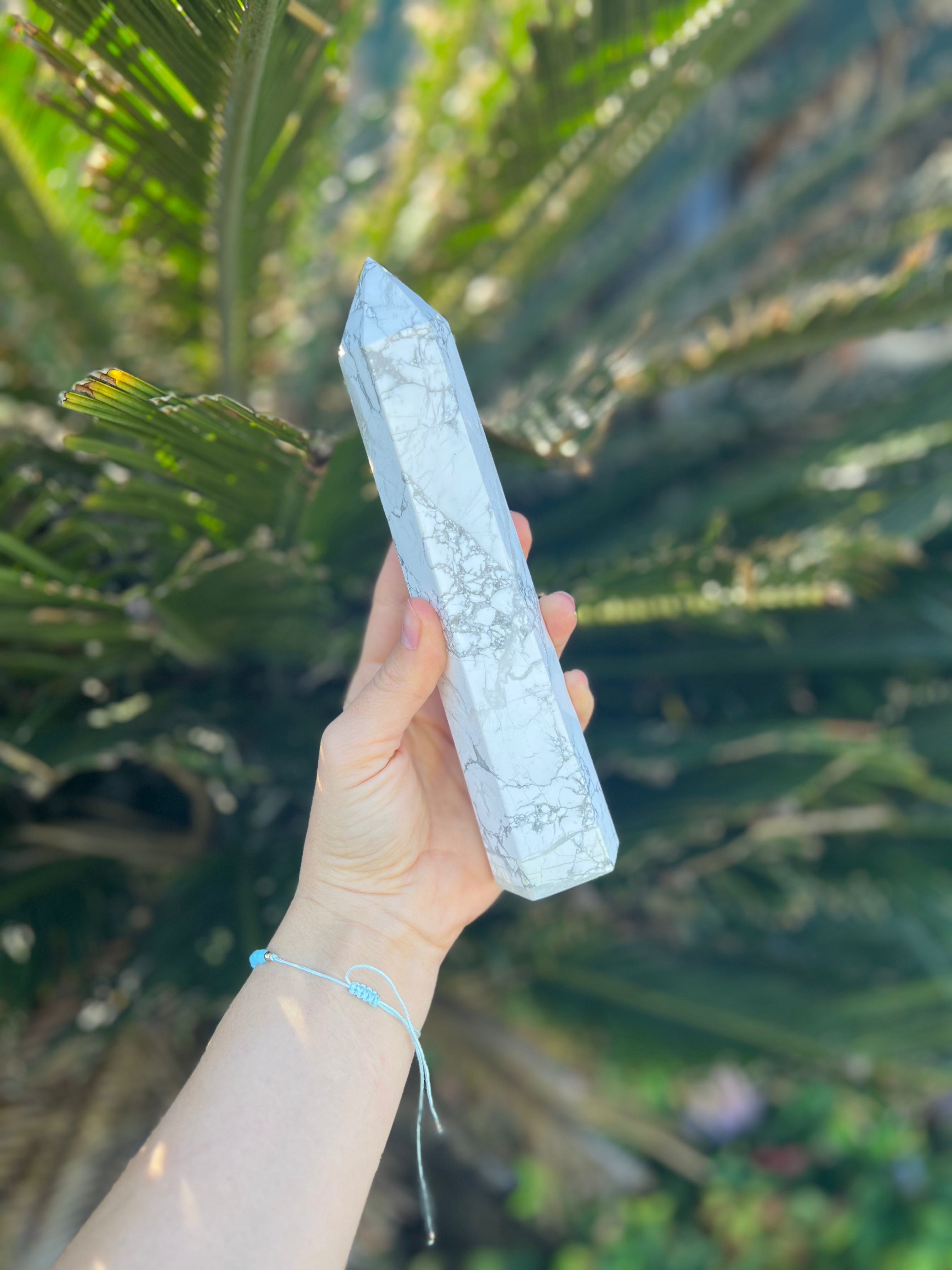 Howlite Large Calming Tower ~ Super Price