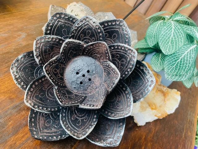Lotus Incense Holder Flower - Muse Crystals & Mystical Gifts